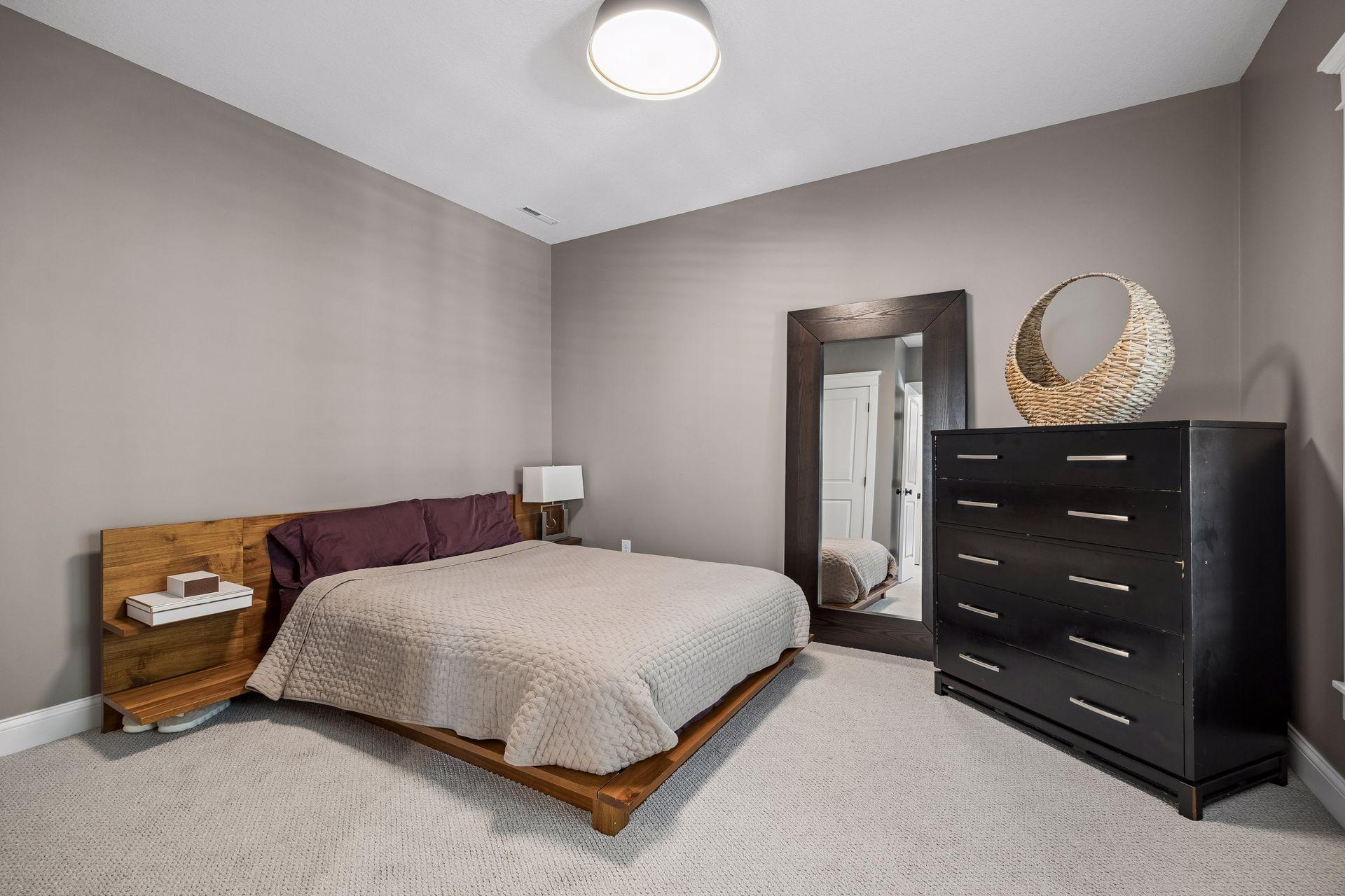 main property photo 81