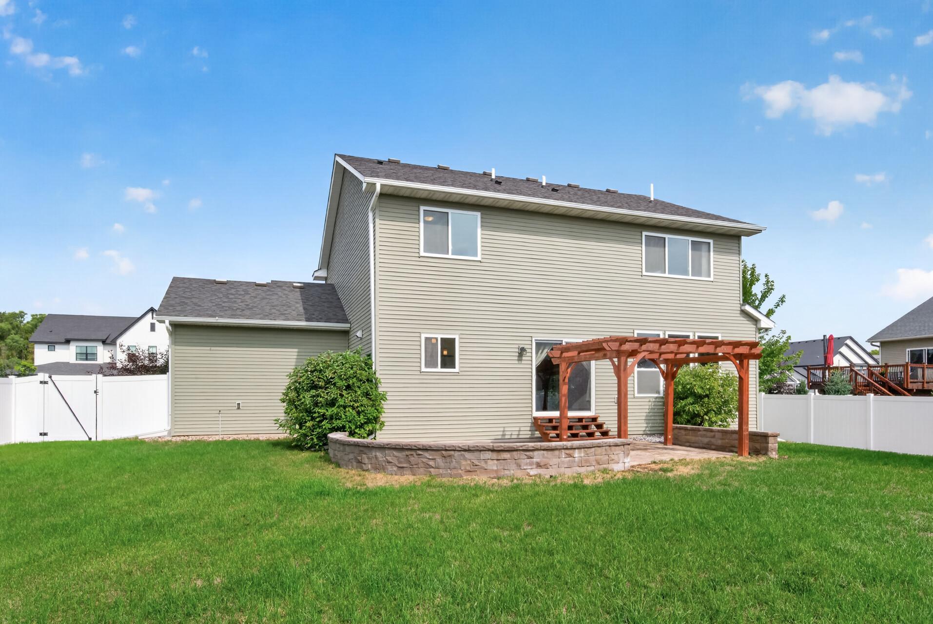 main property photo 43