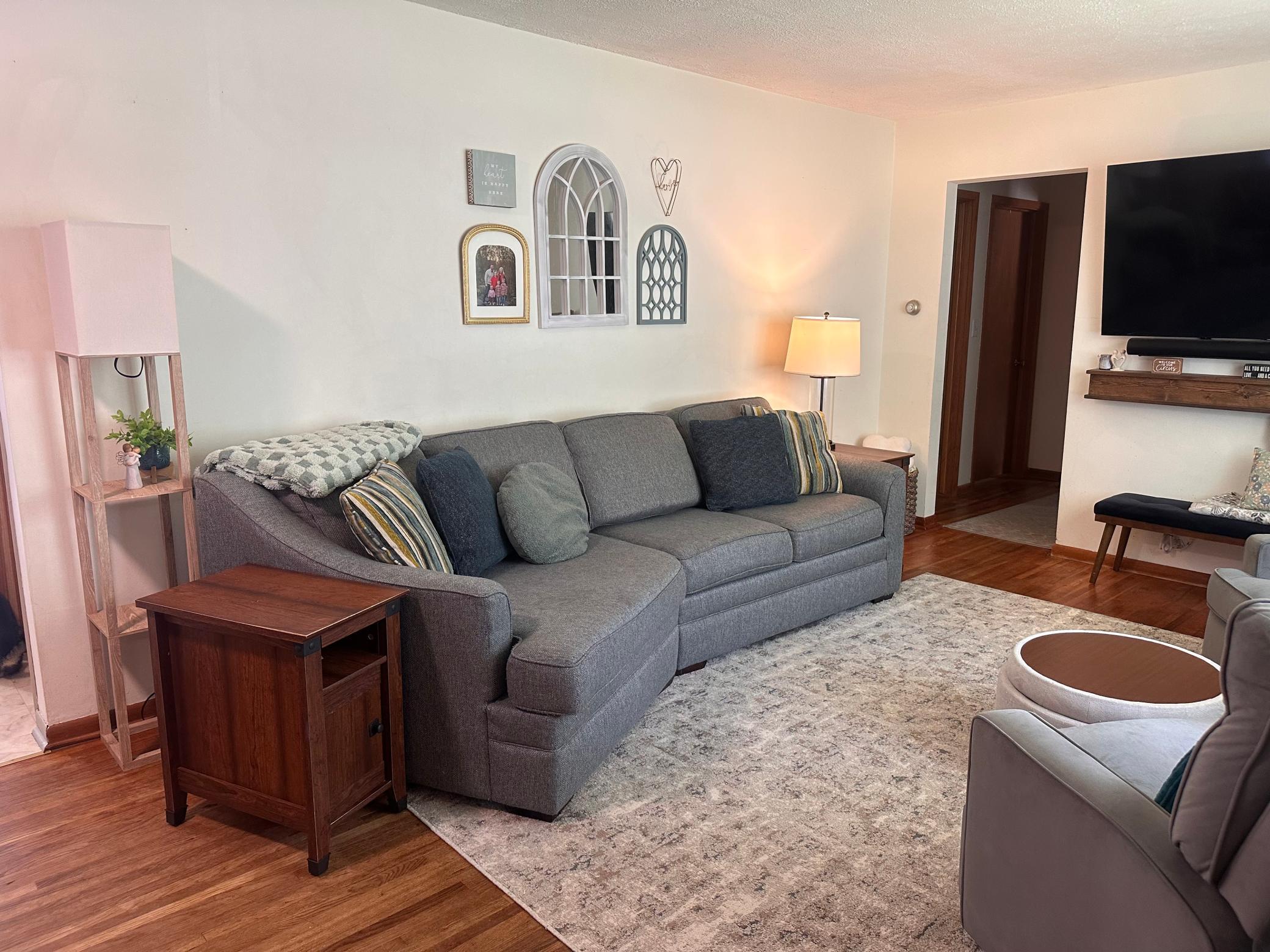 main property photo 5