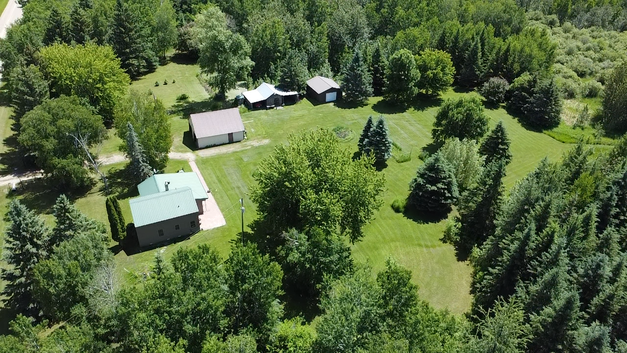 main property photo 26