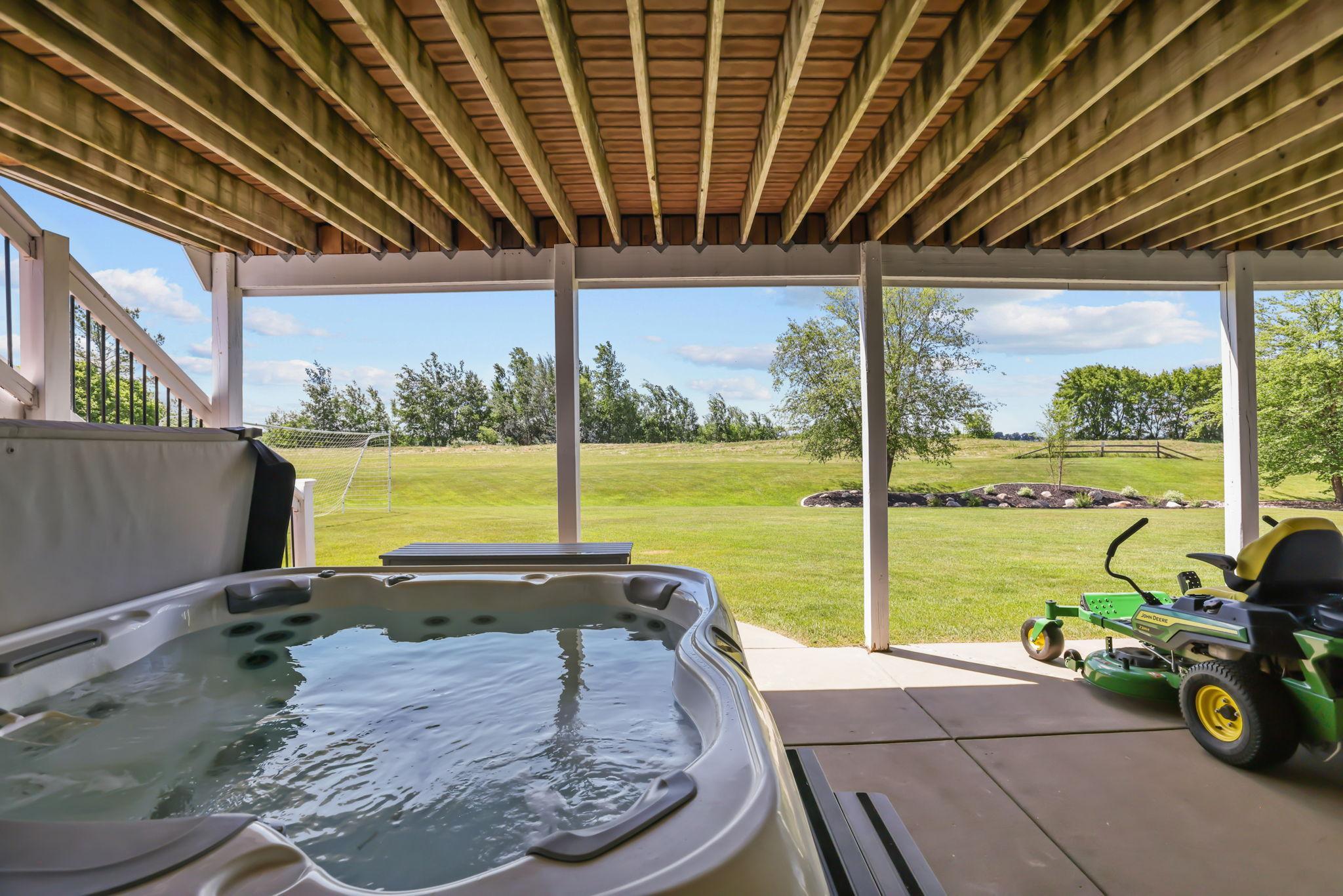 main property photo 59