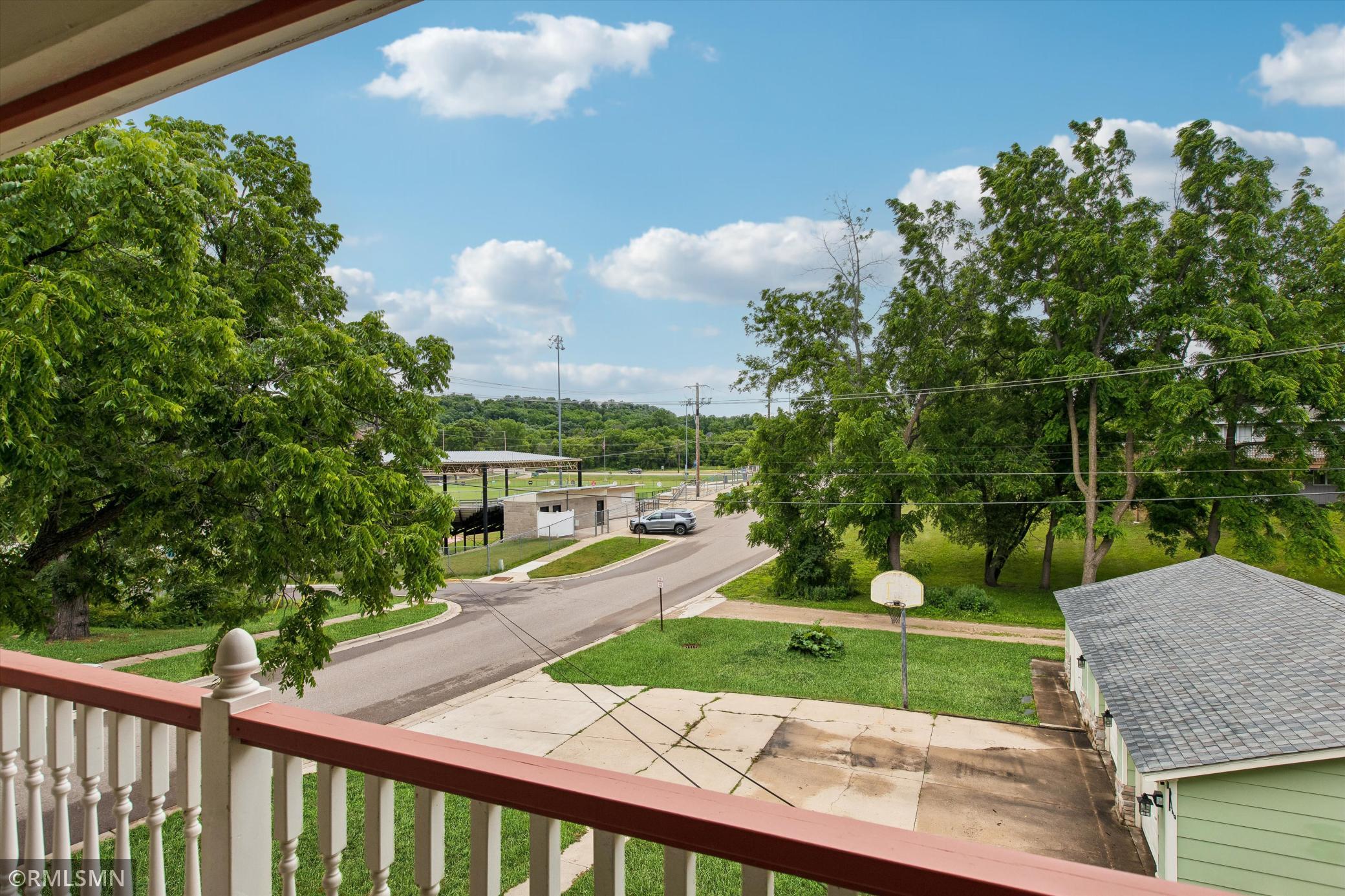 main property photo 29