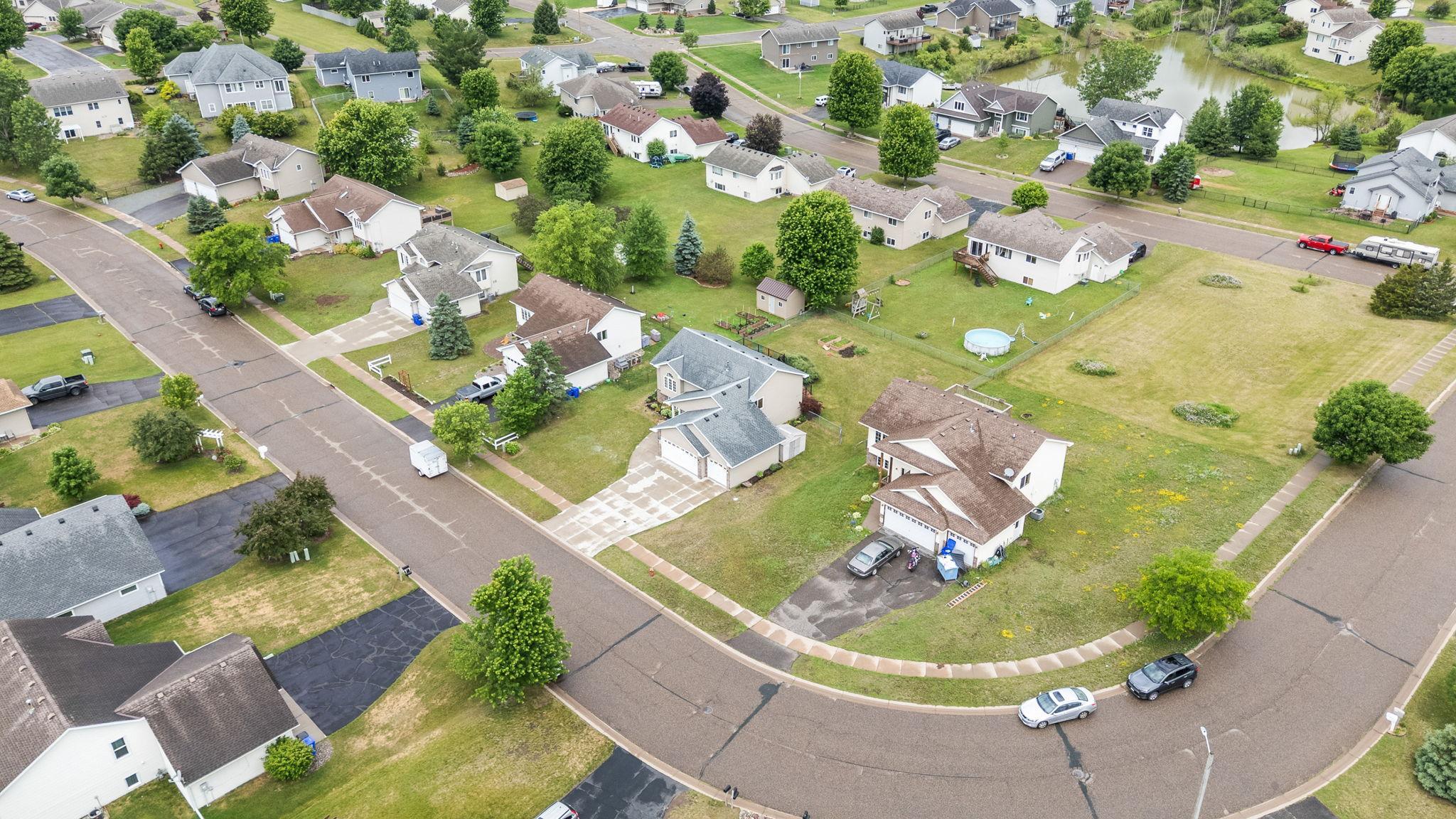 main property photo 23