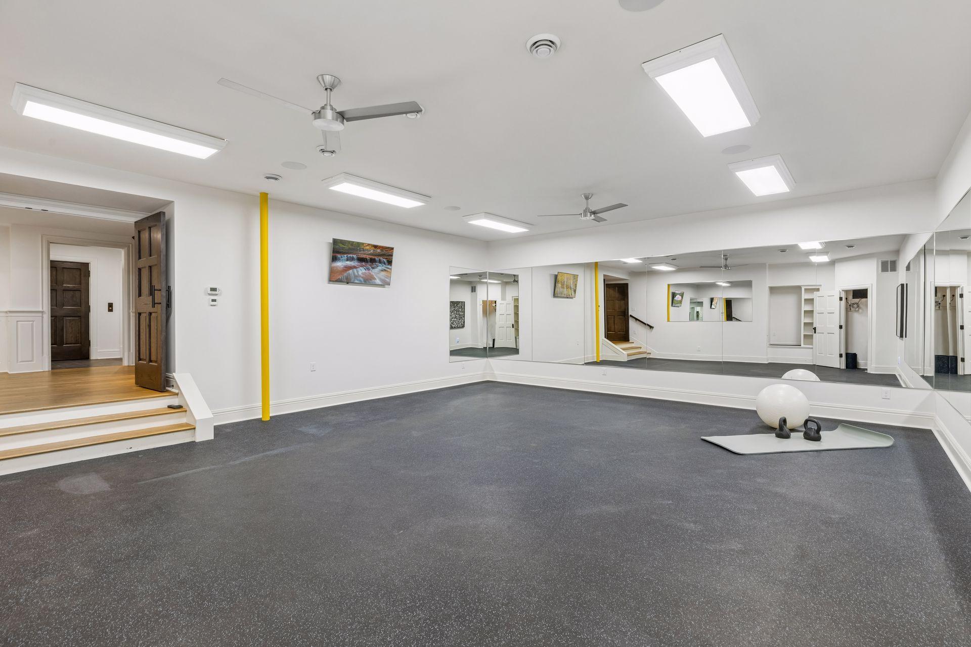 main property photo 109
