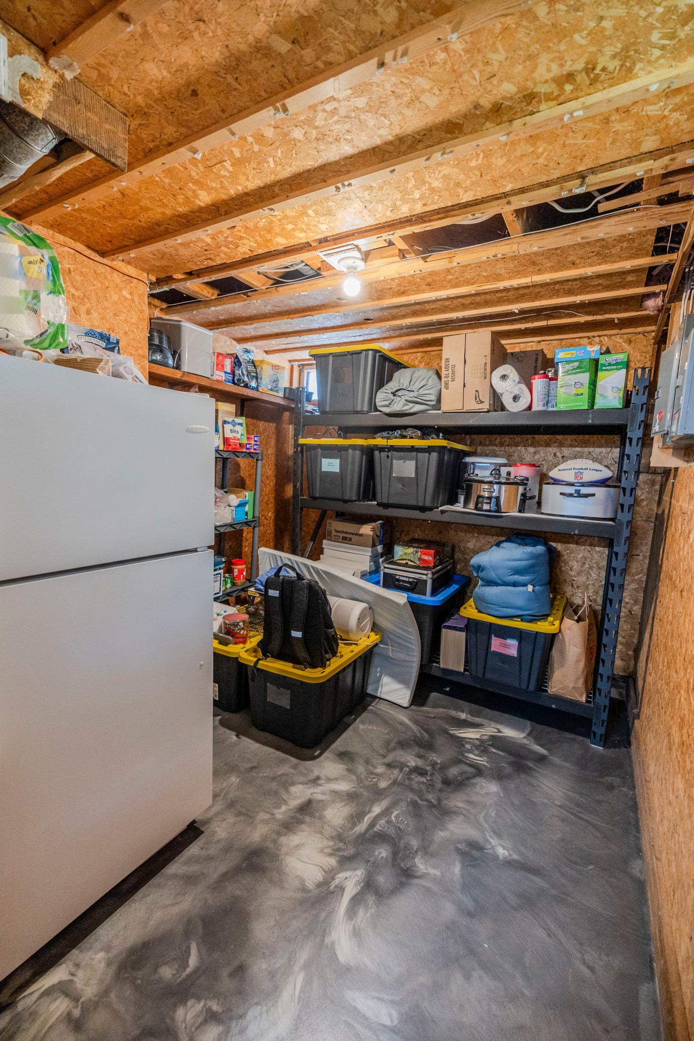 main property photo 40
