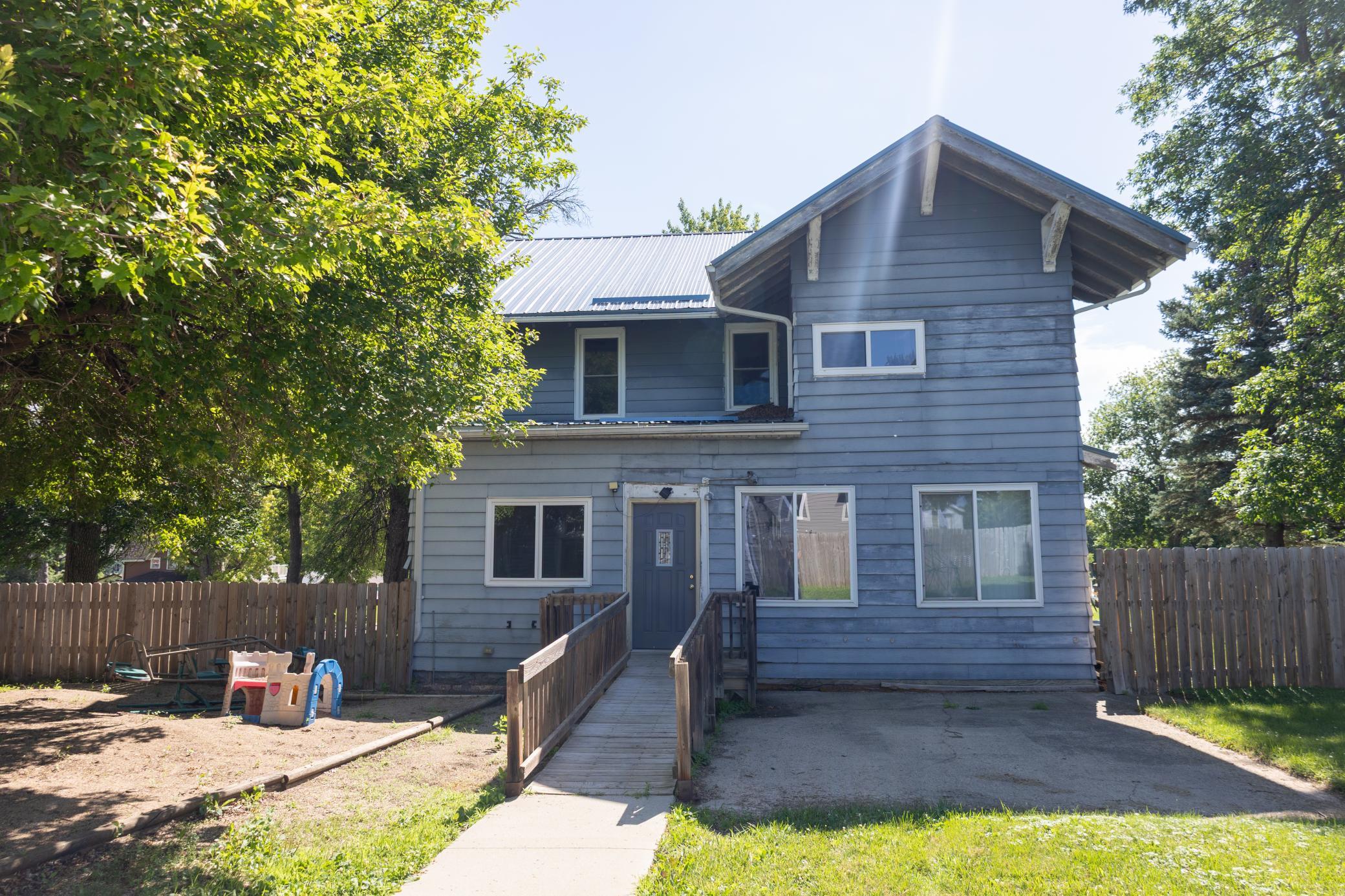 main property photo 16