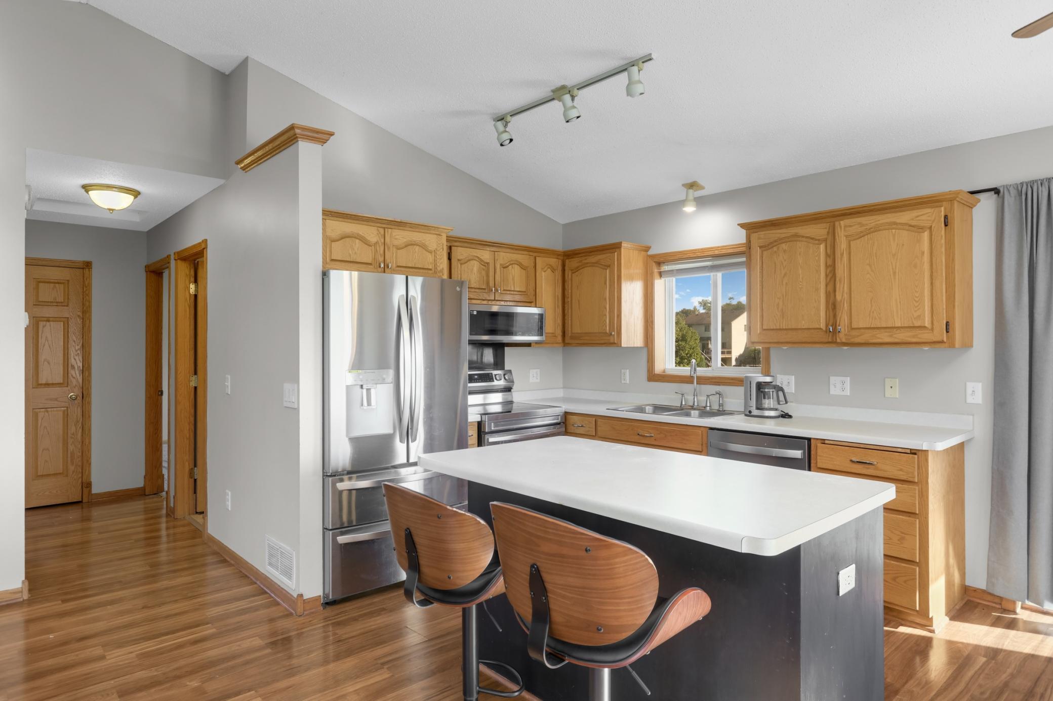 main property photo 7
