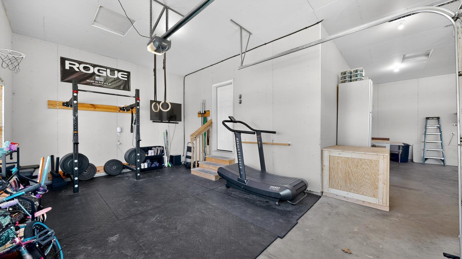 main property photo 57