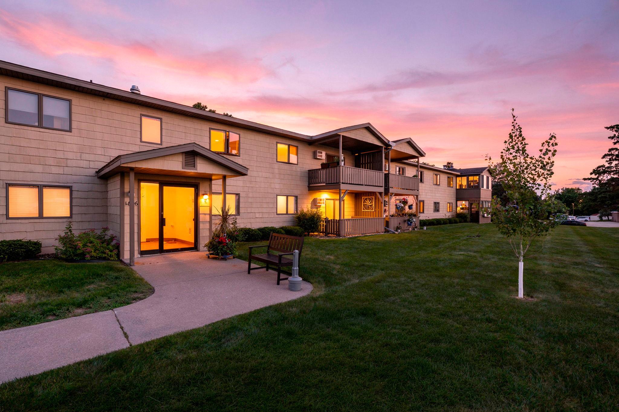main property photo 3