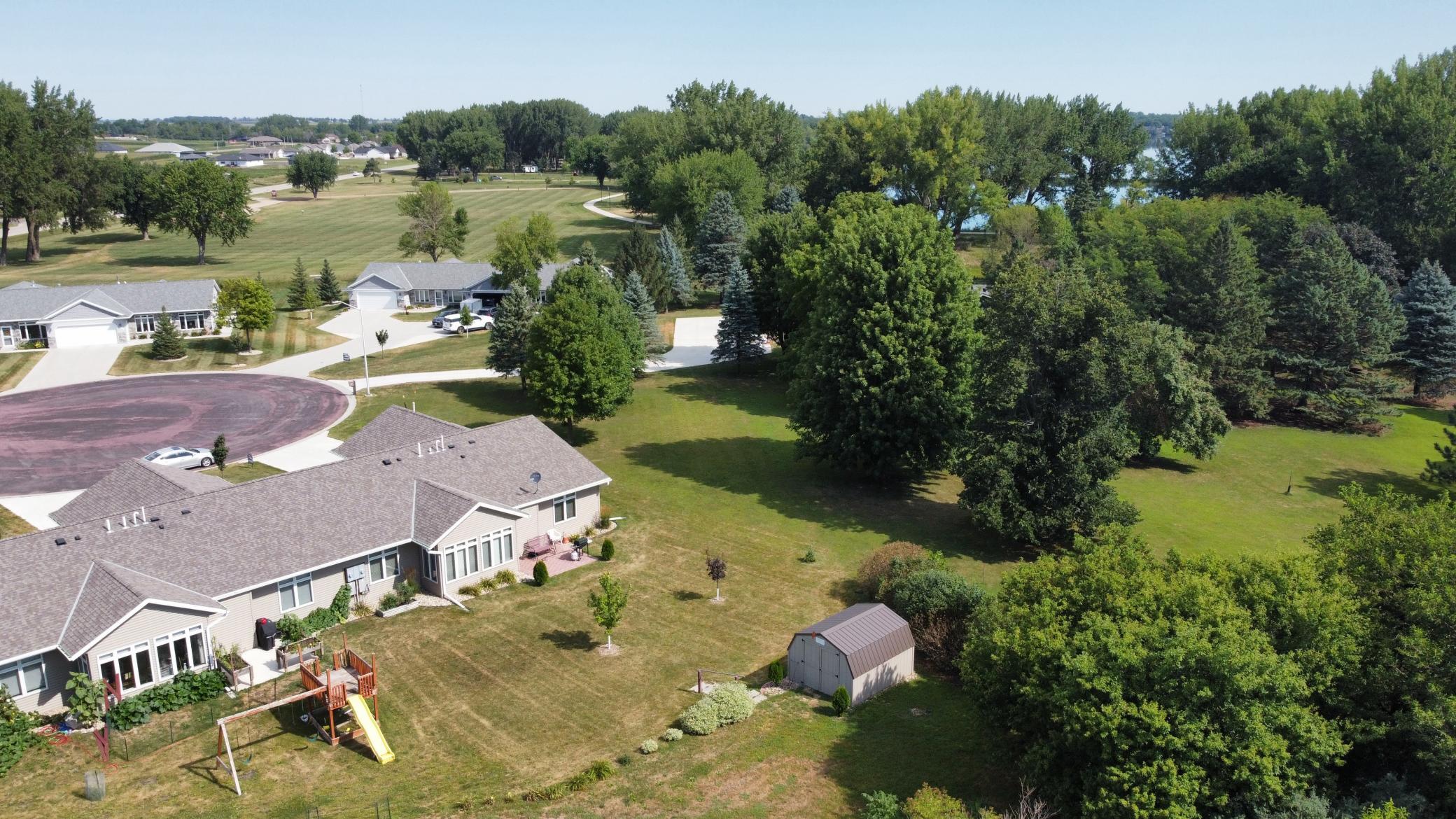 main property photo 32