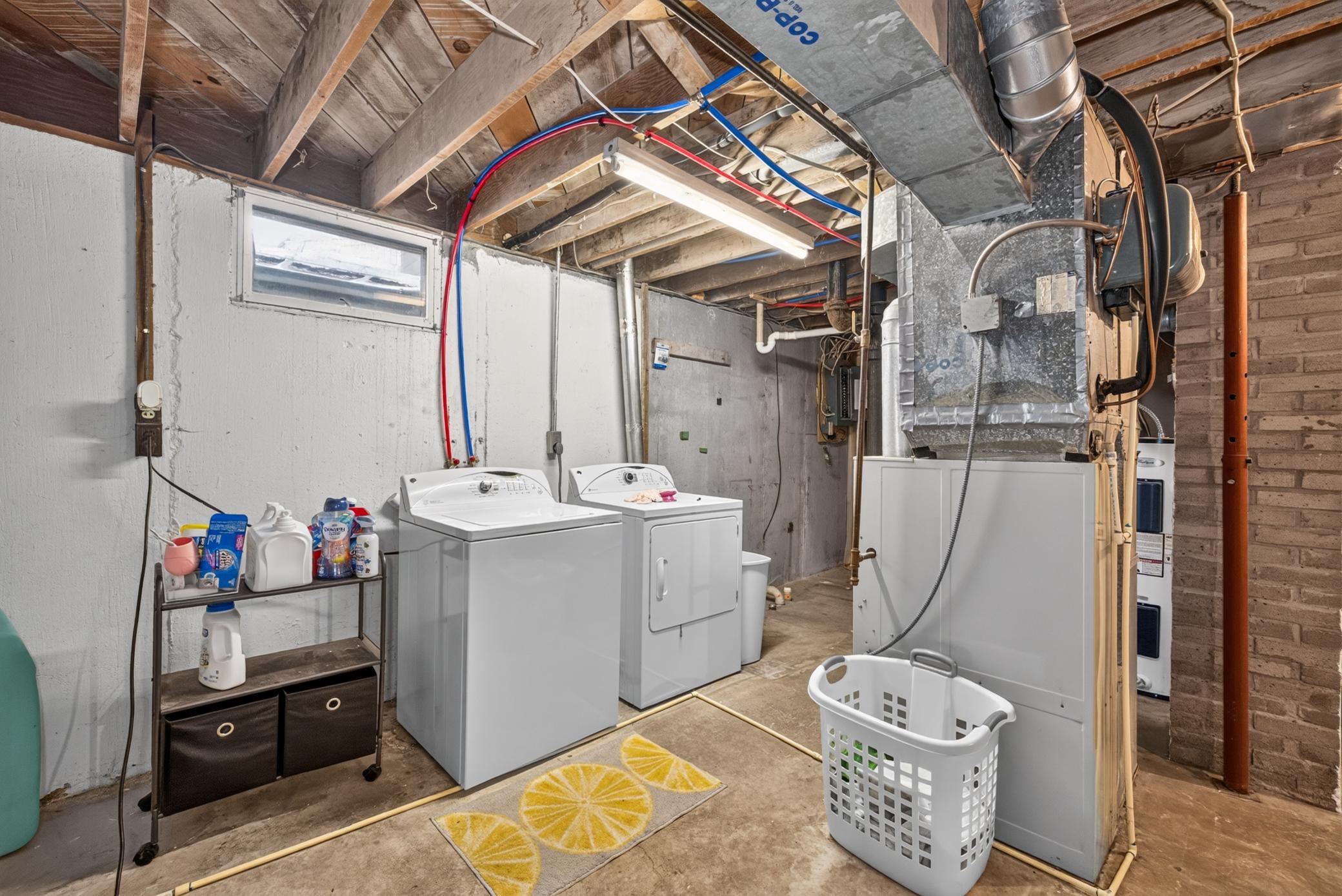 main property photo 13