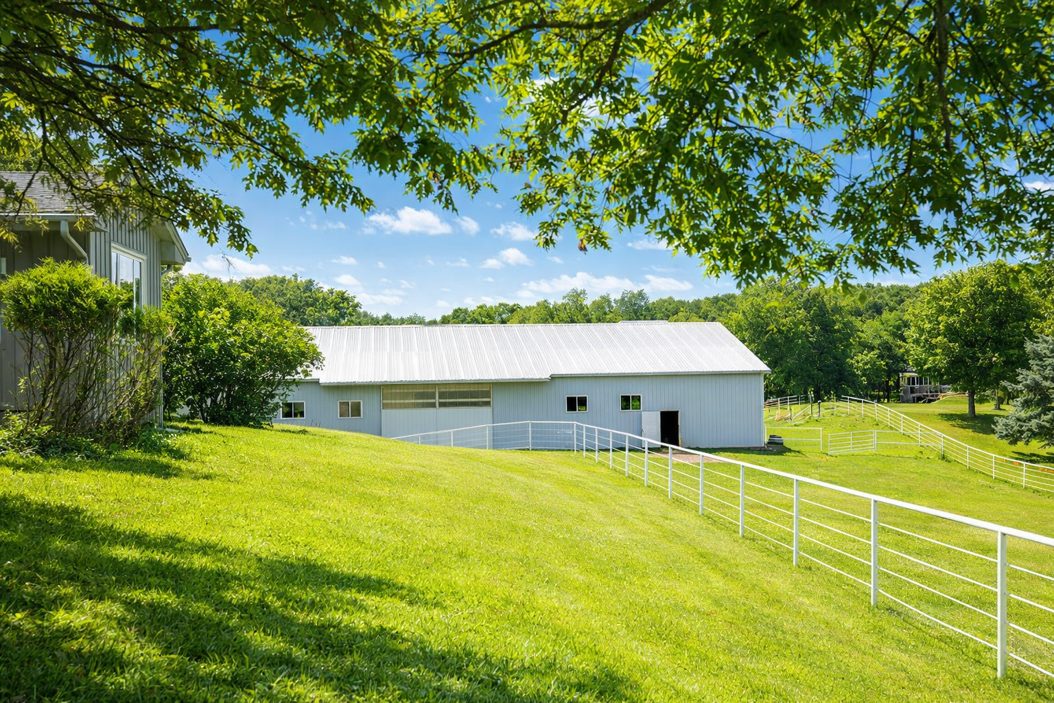 main property photo 14