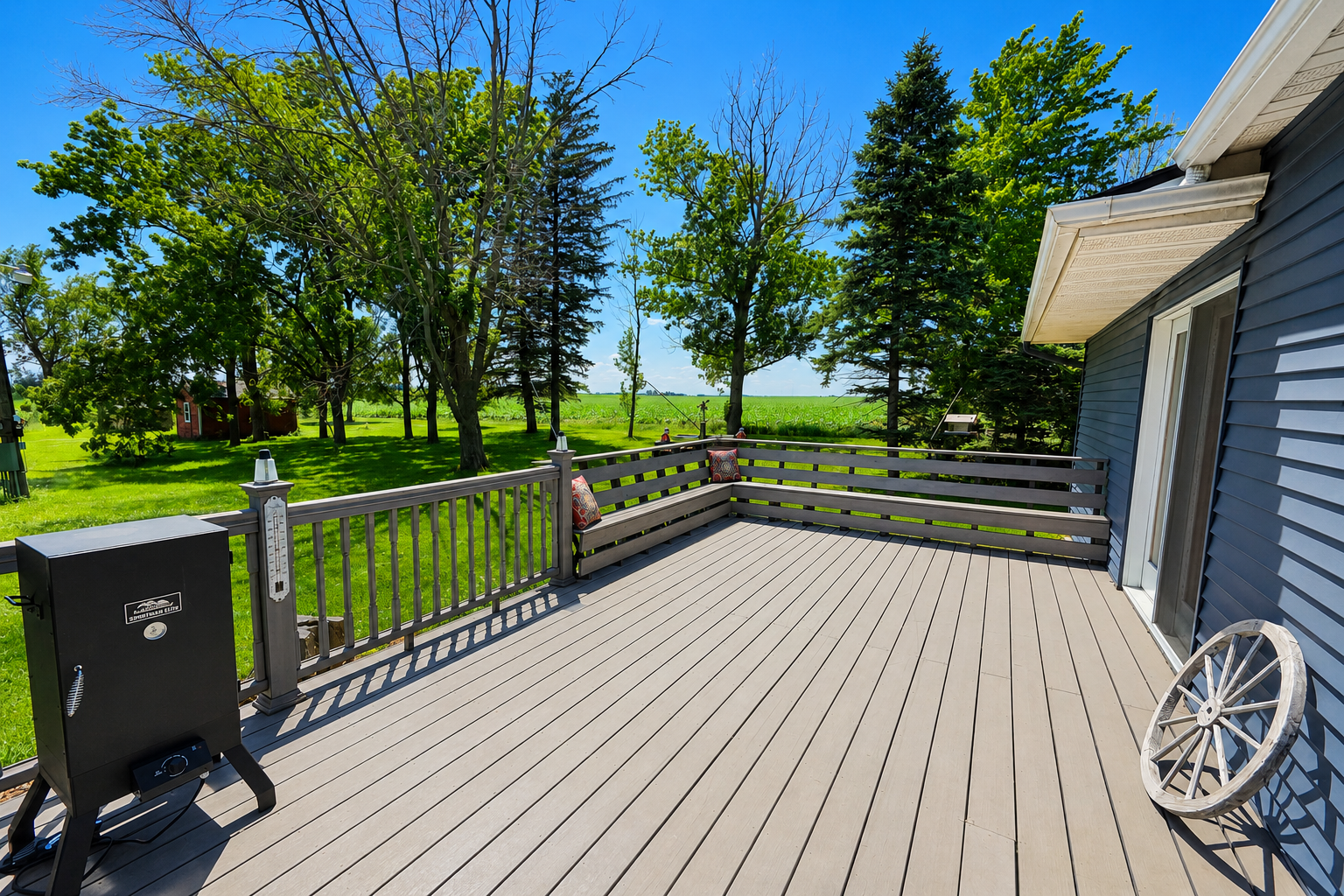 main property photo 25