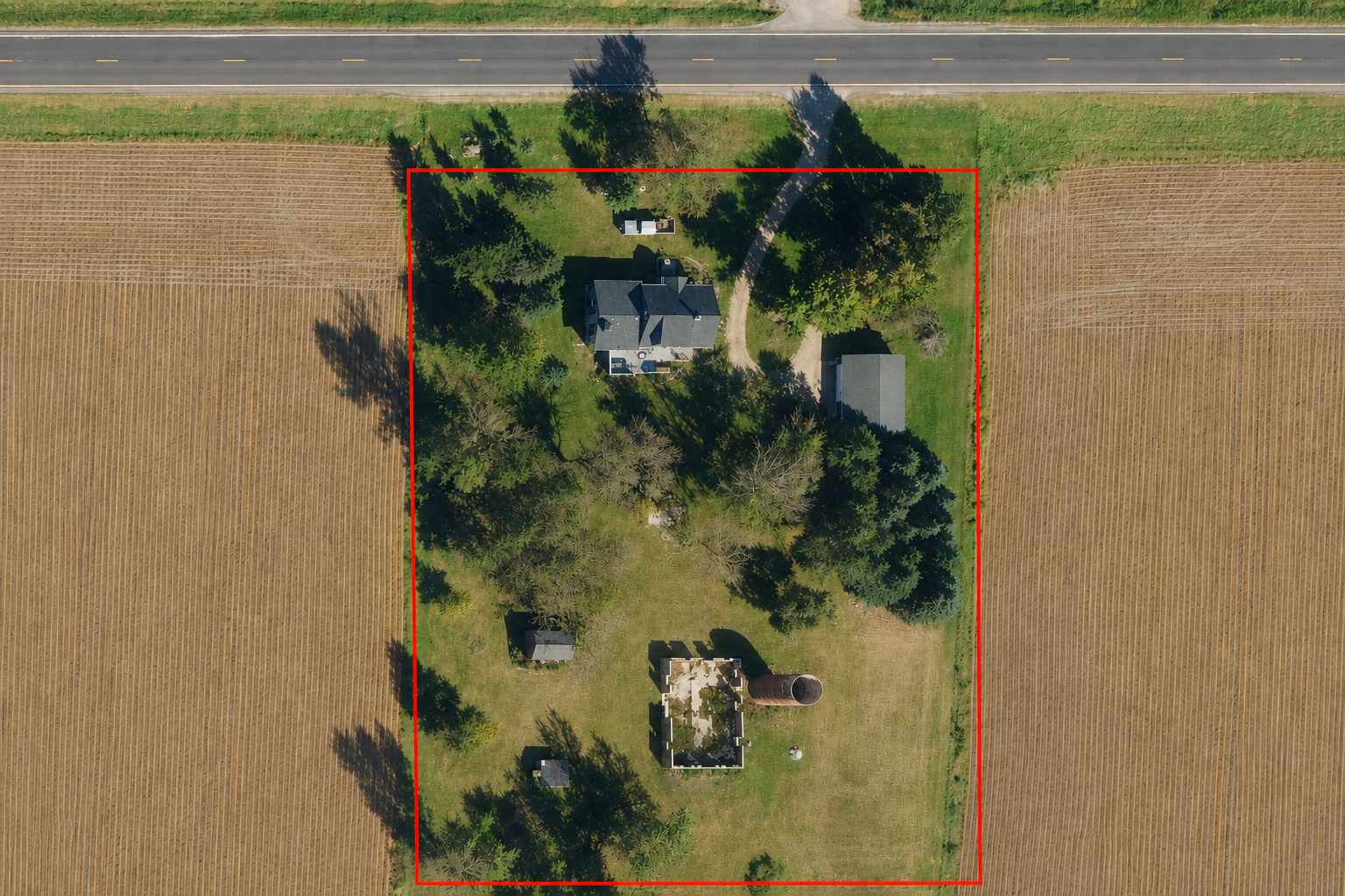 main property photo 31