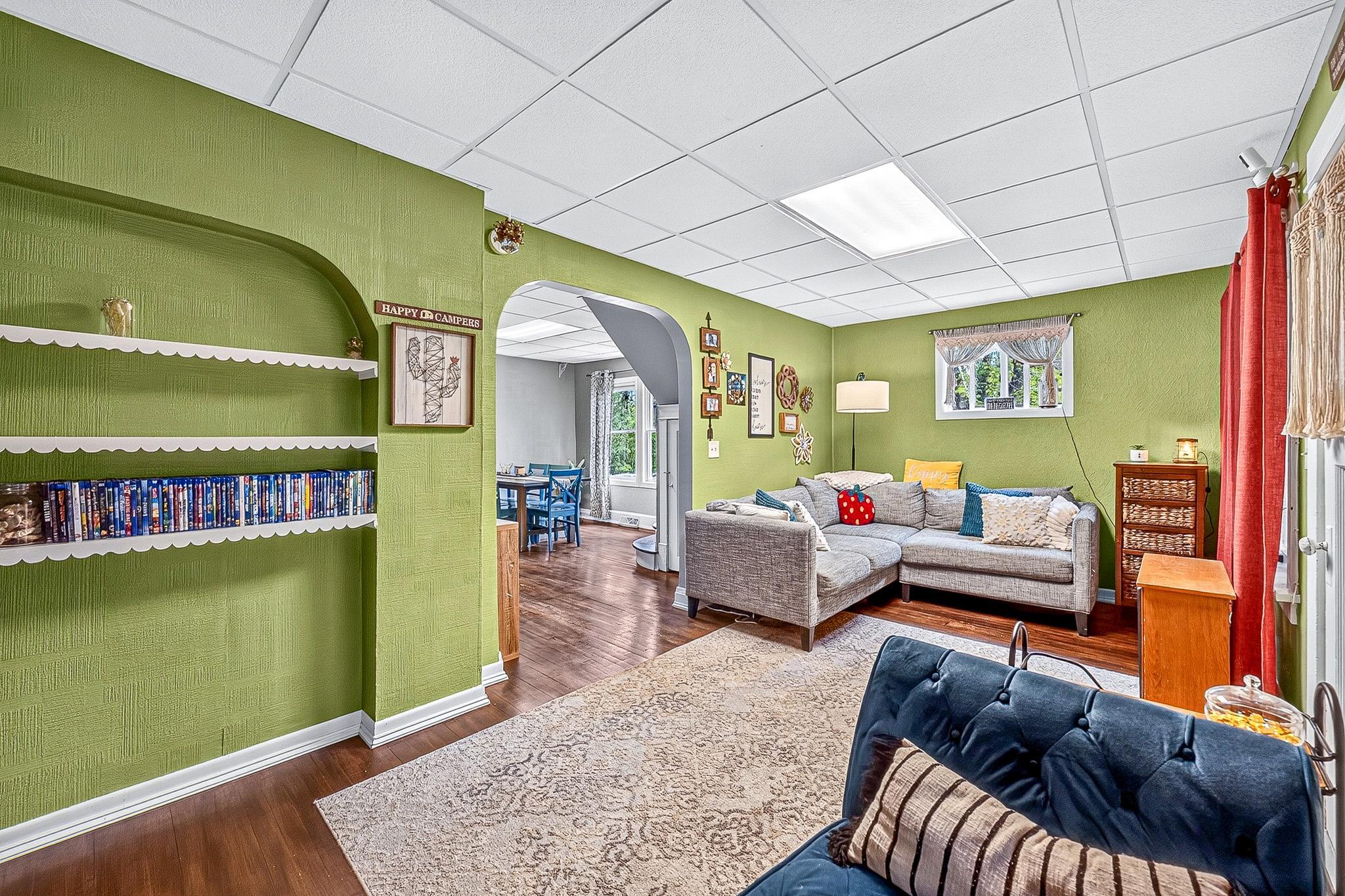 main property photo 12