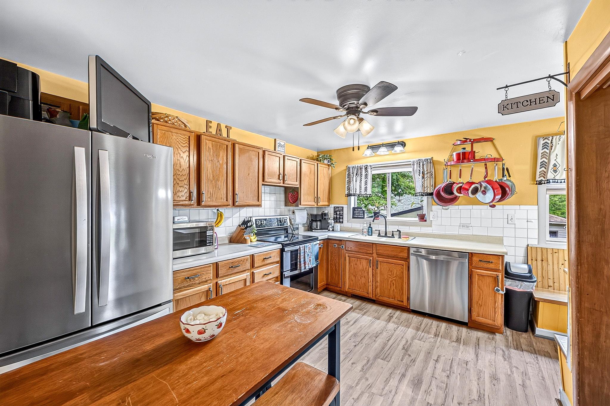main property photo 5