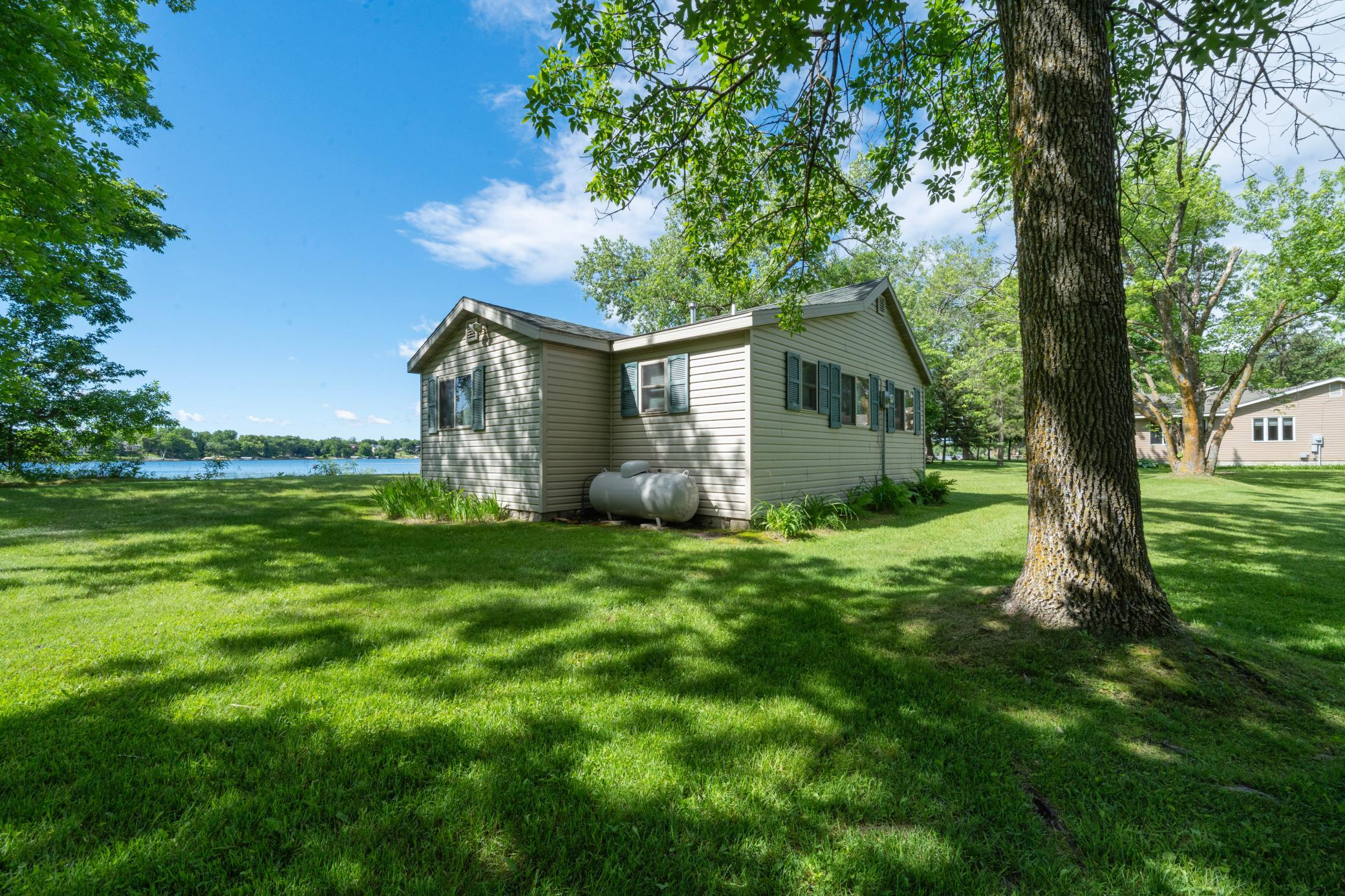 main property photo 19