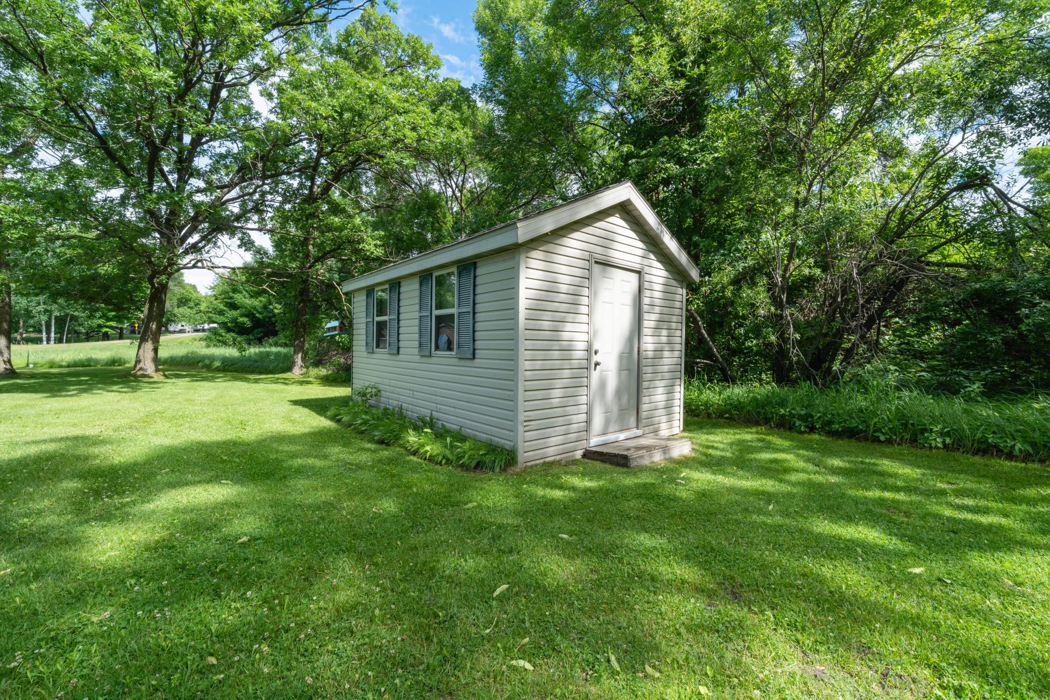 main property photo 22