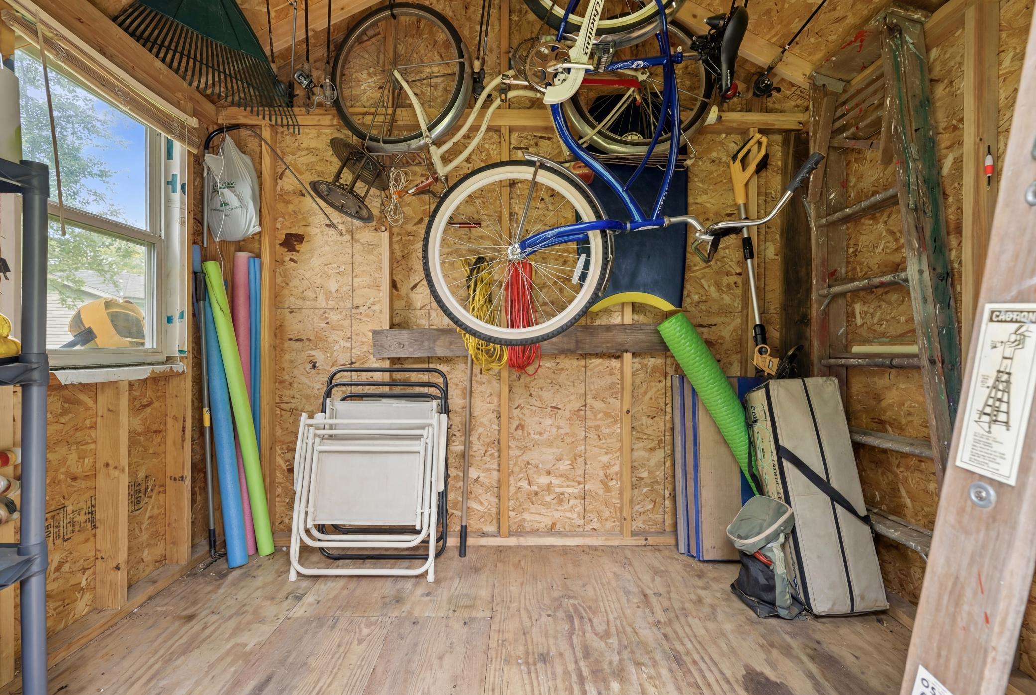 main property photo 33