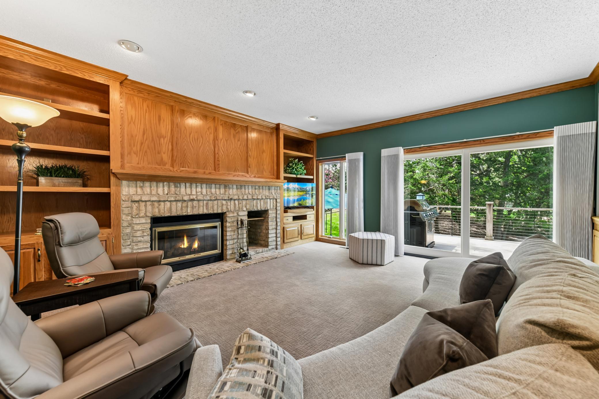 main property photo 16