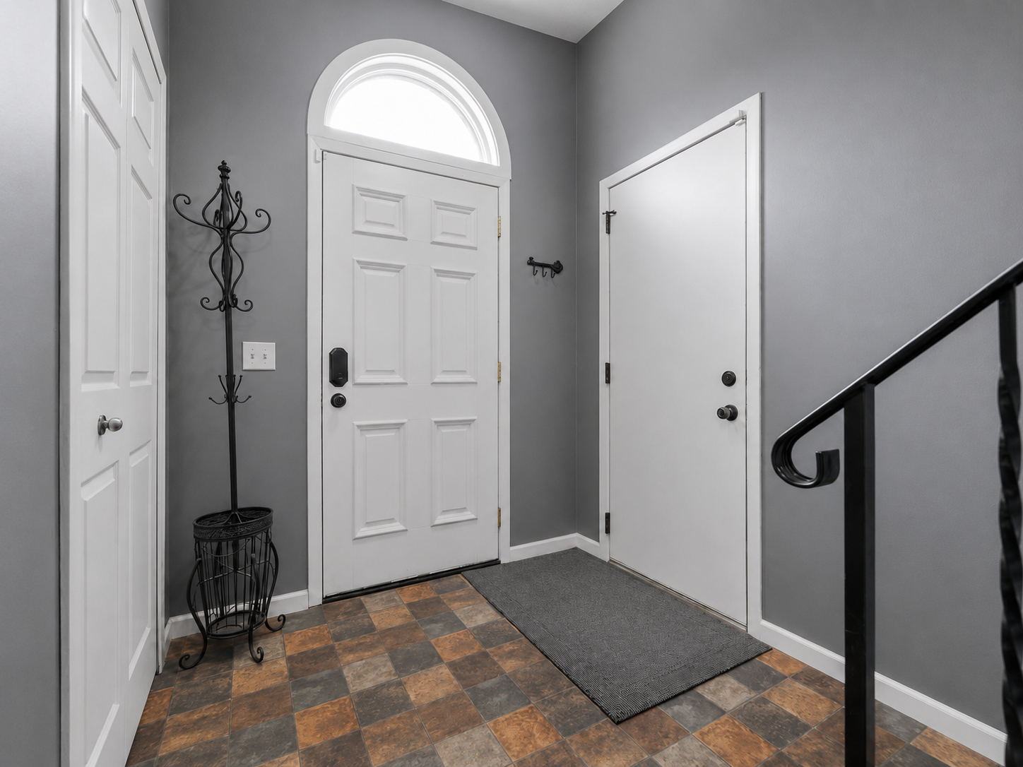 main property photo 9