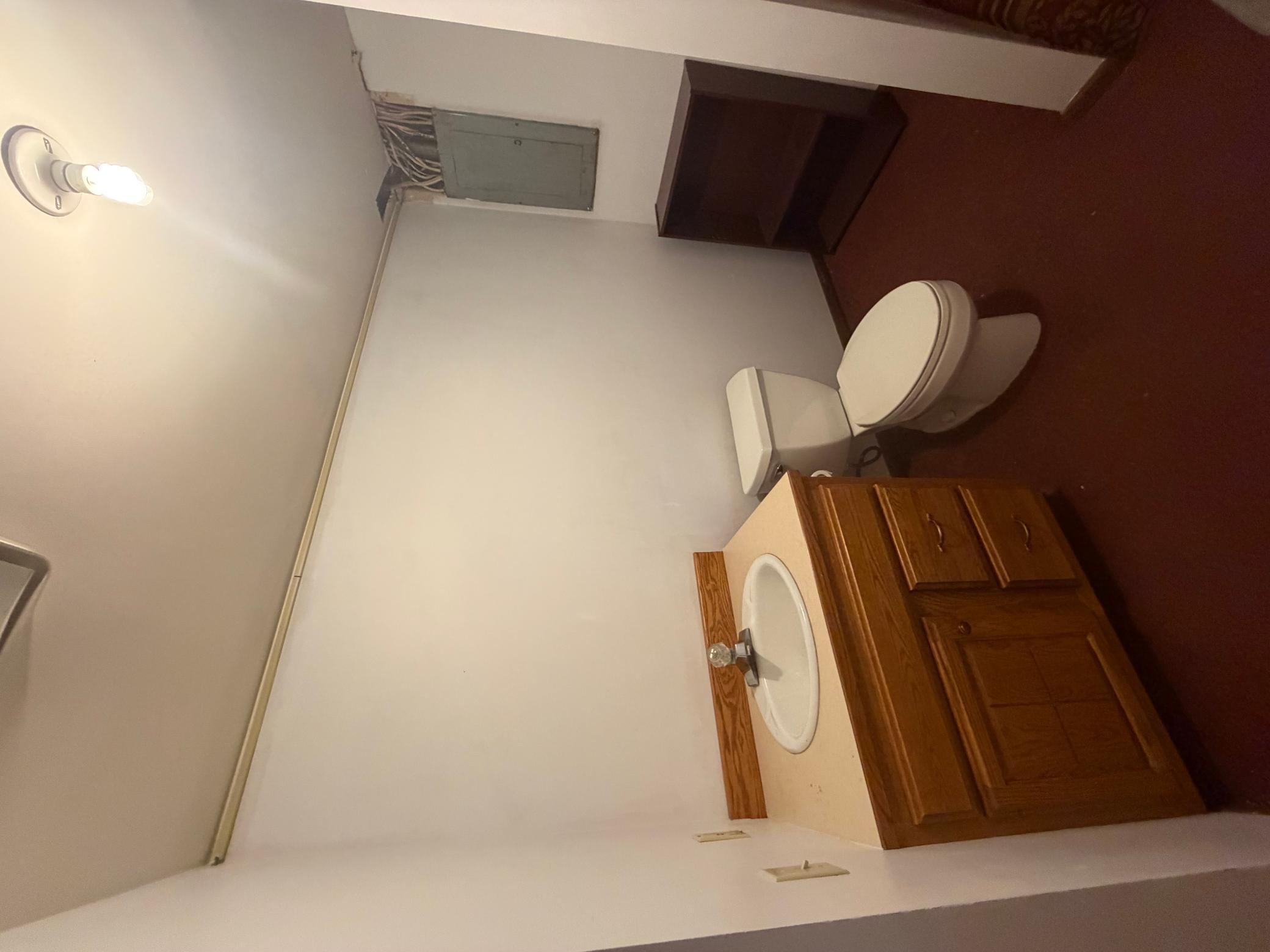 main property photo 11