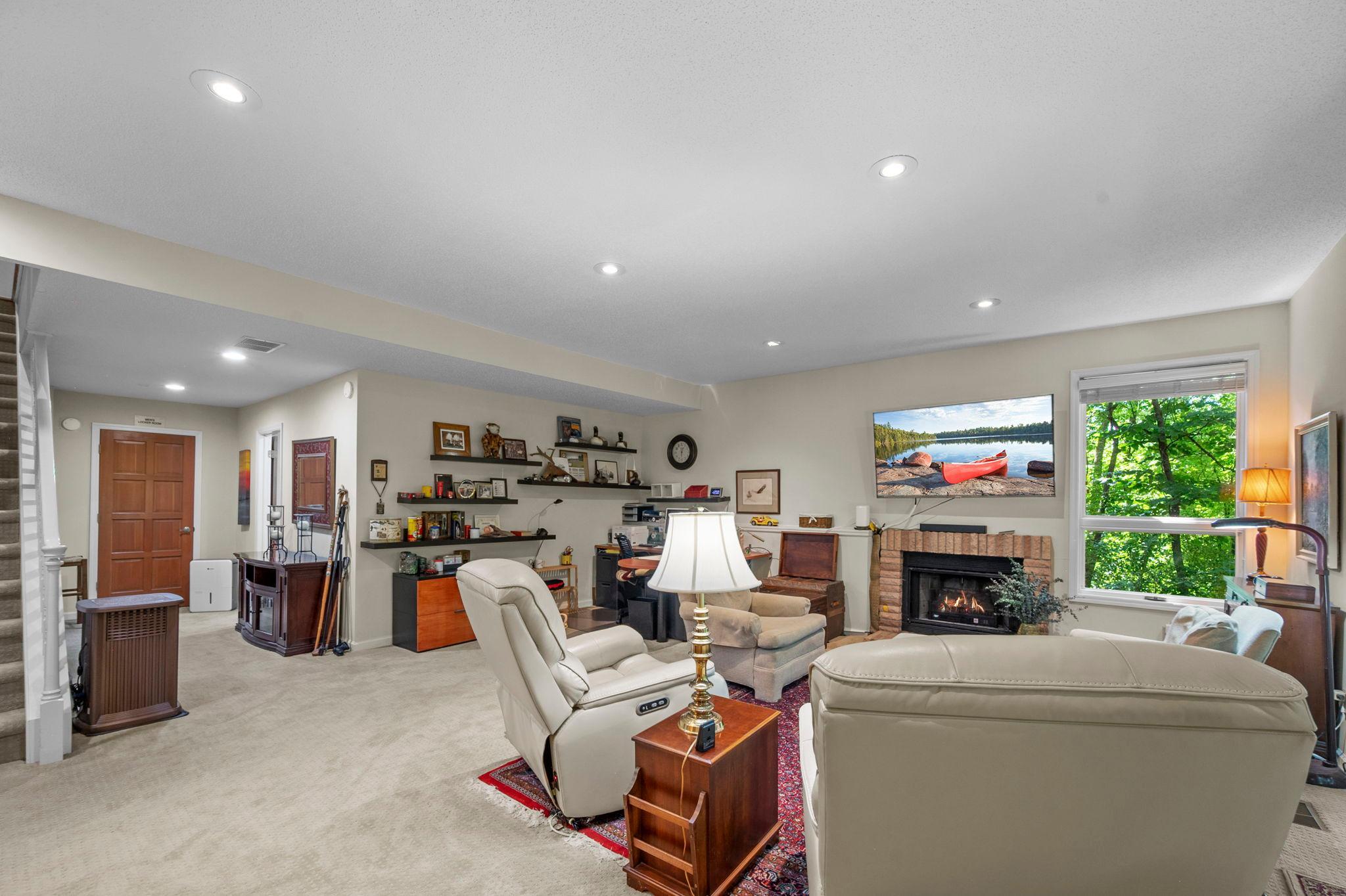 main property photo 49