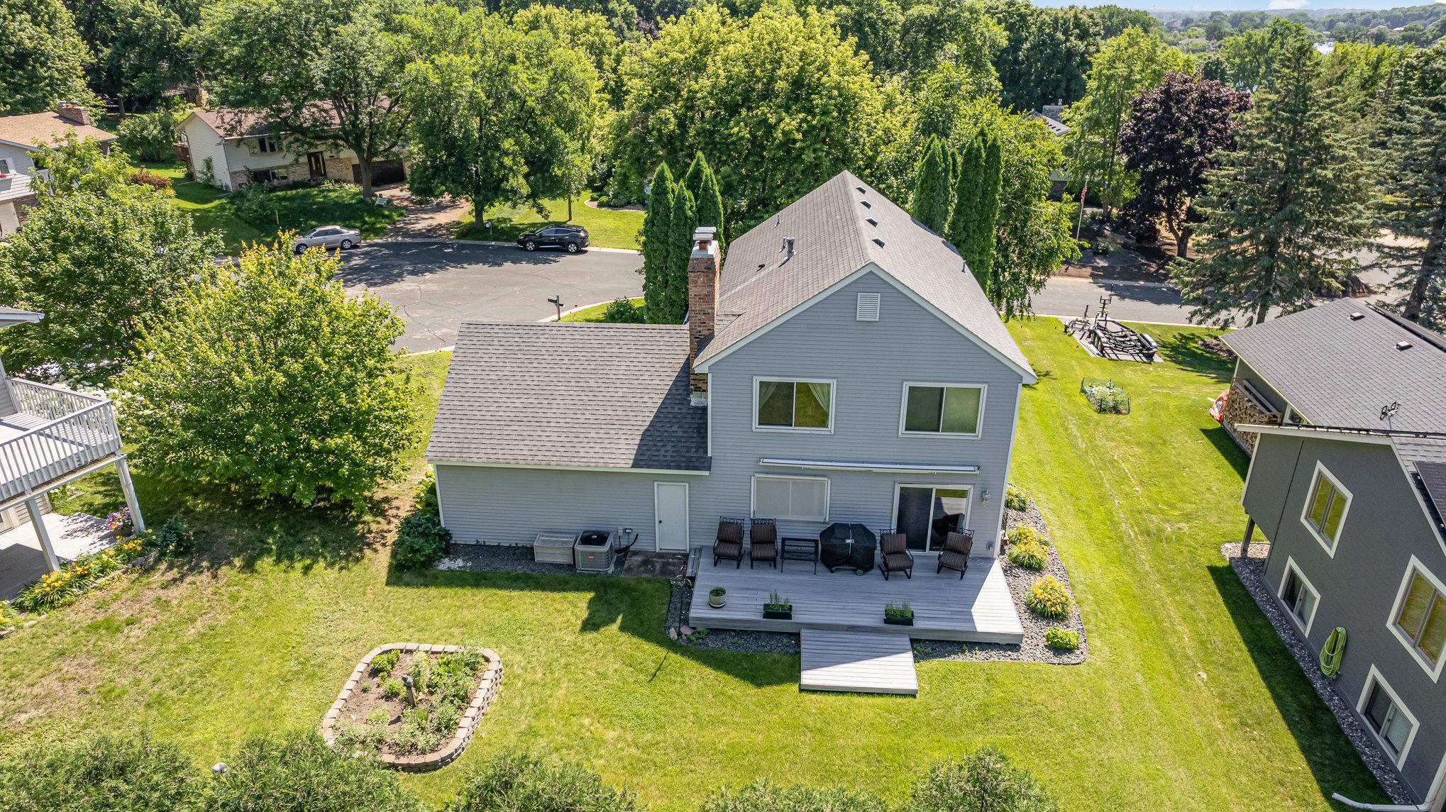 main property photo 30
