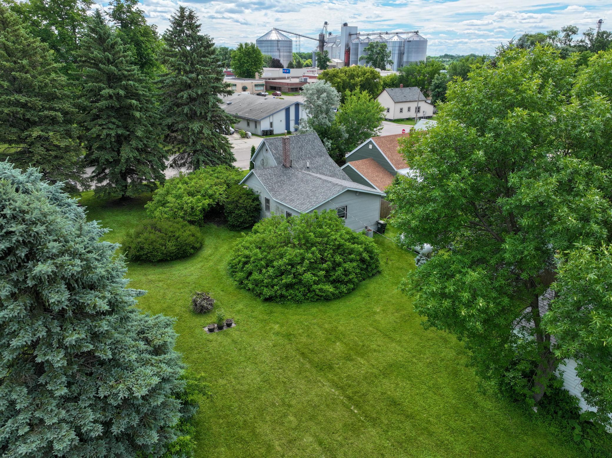 main property photo 44