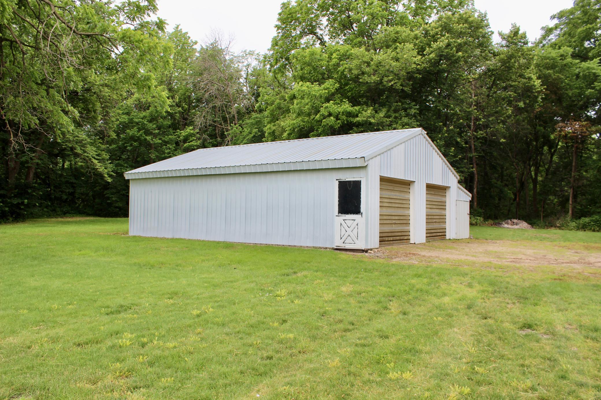 main property photo 11