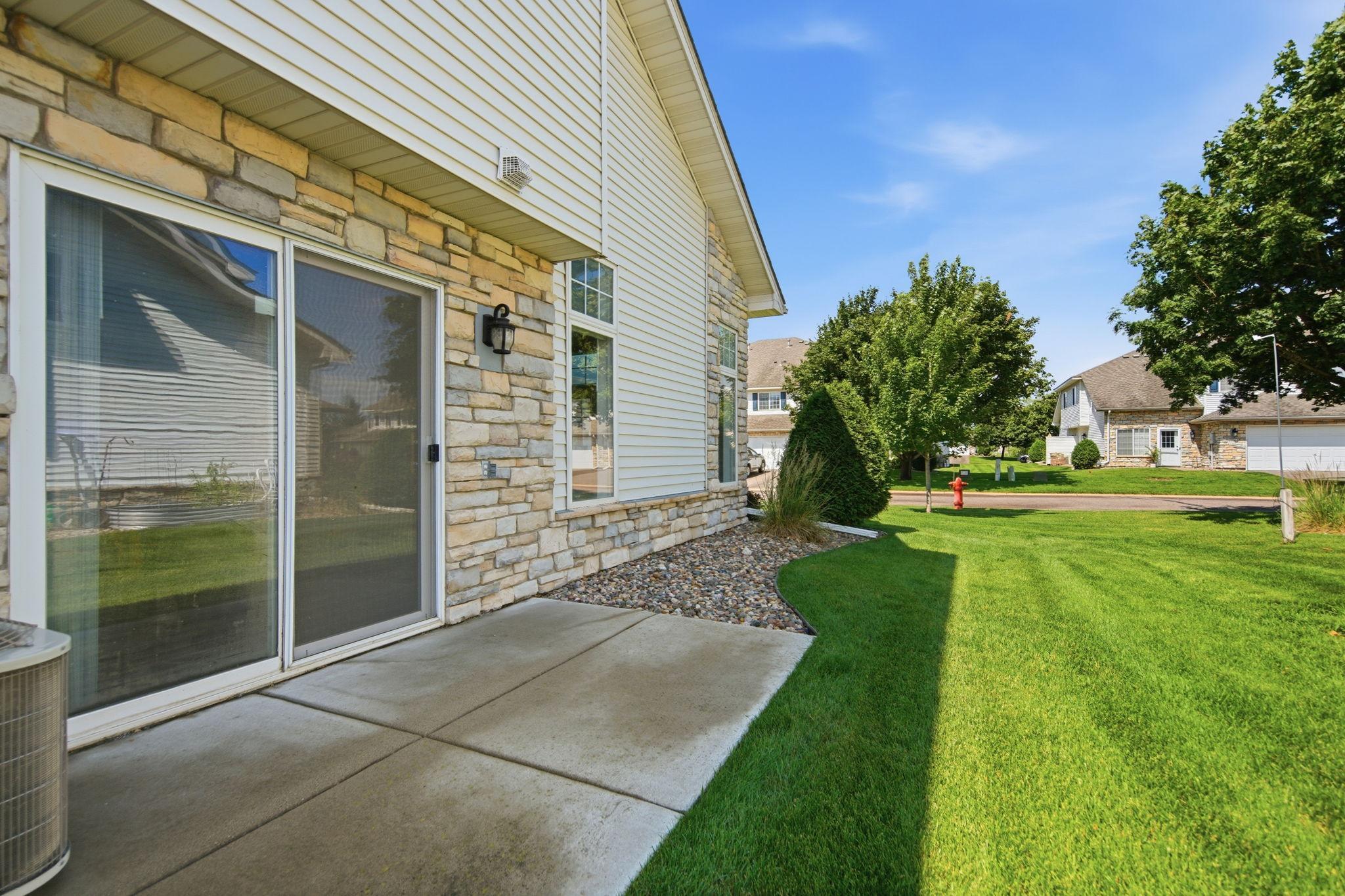 main property photo 28