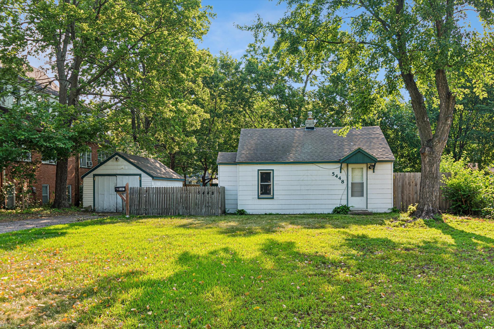main property photo 16
