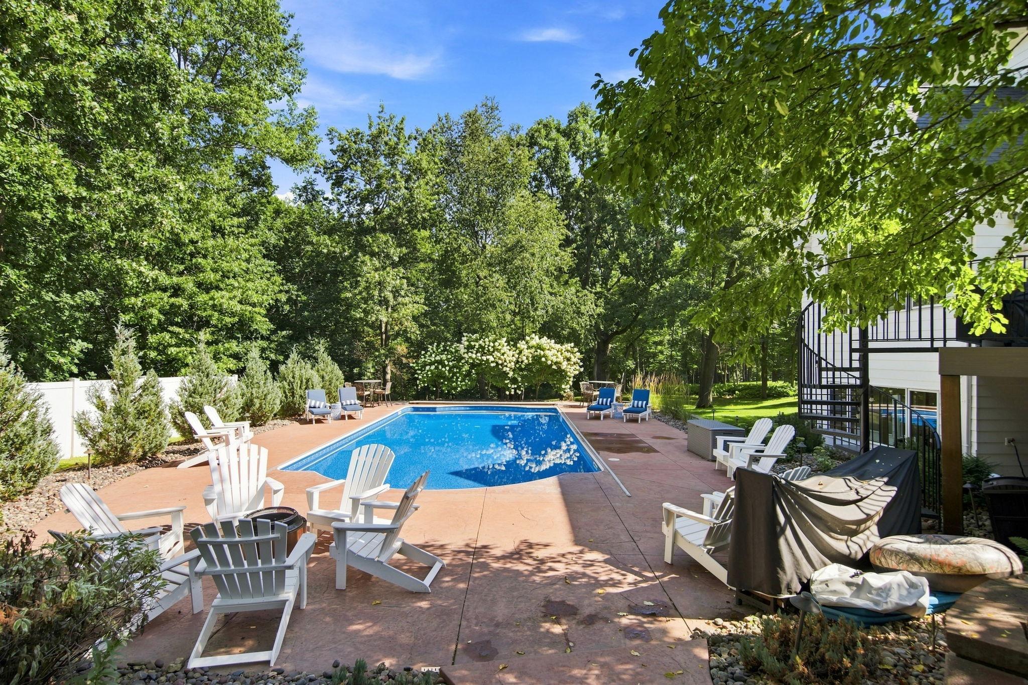main property photo 67