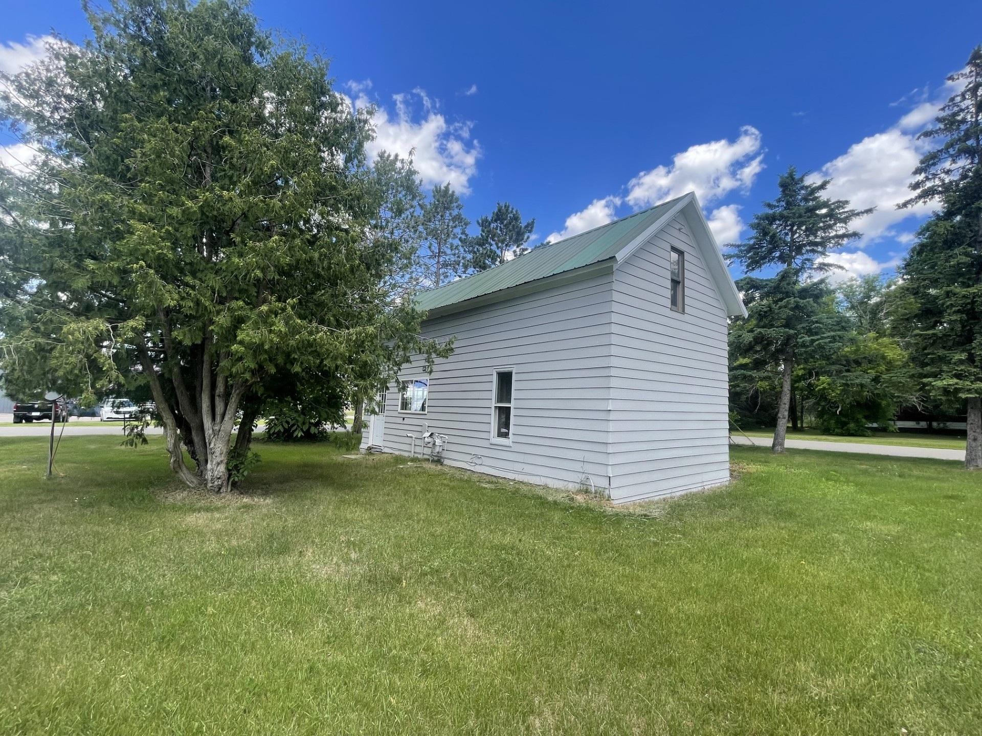 main property photo 23