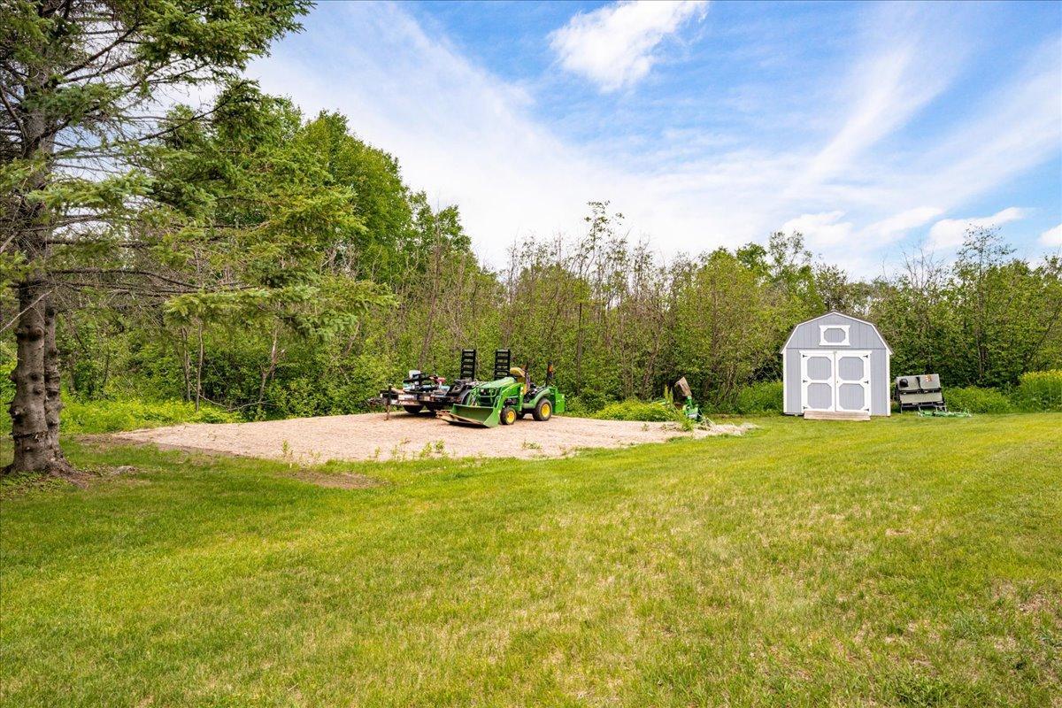 main property photo 44