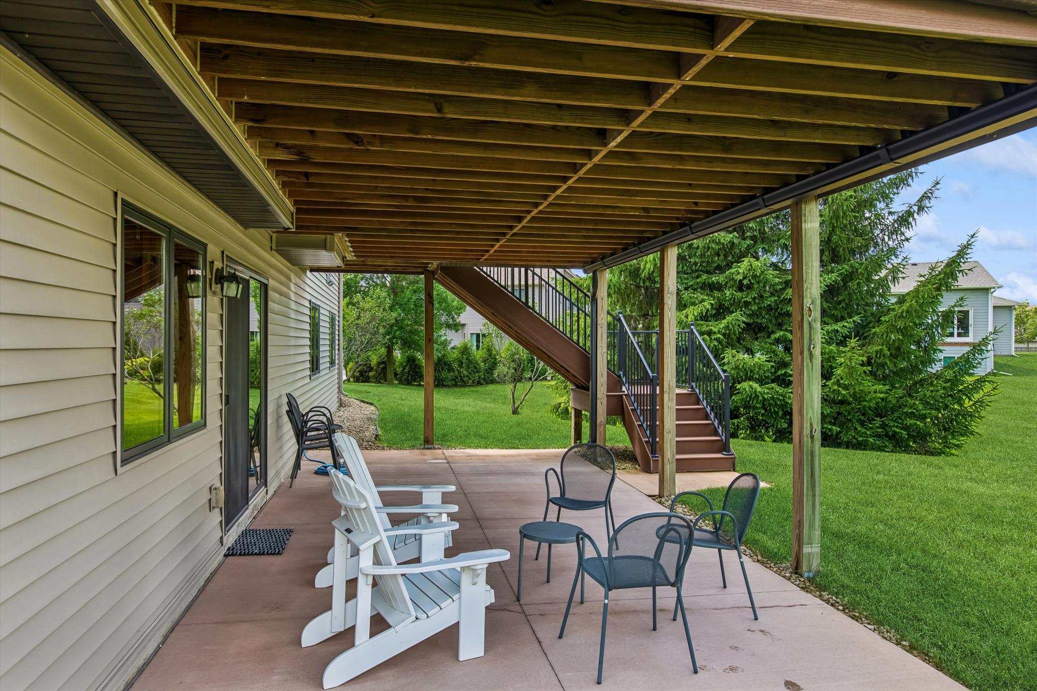 main property photo 35