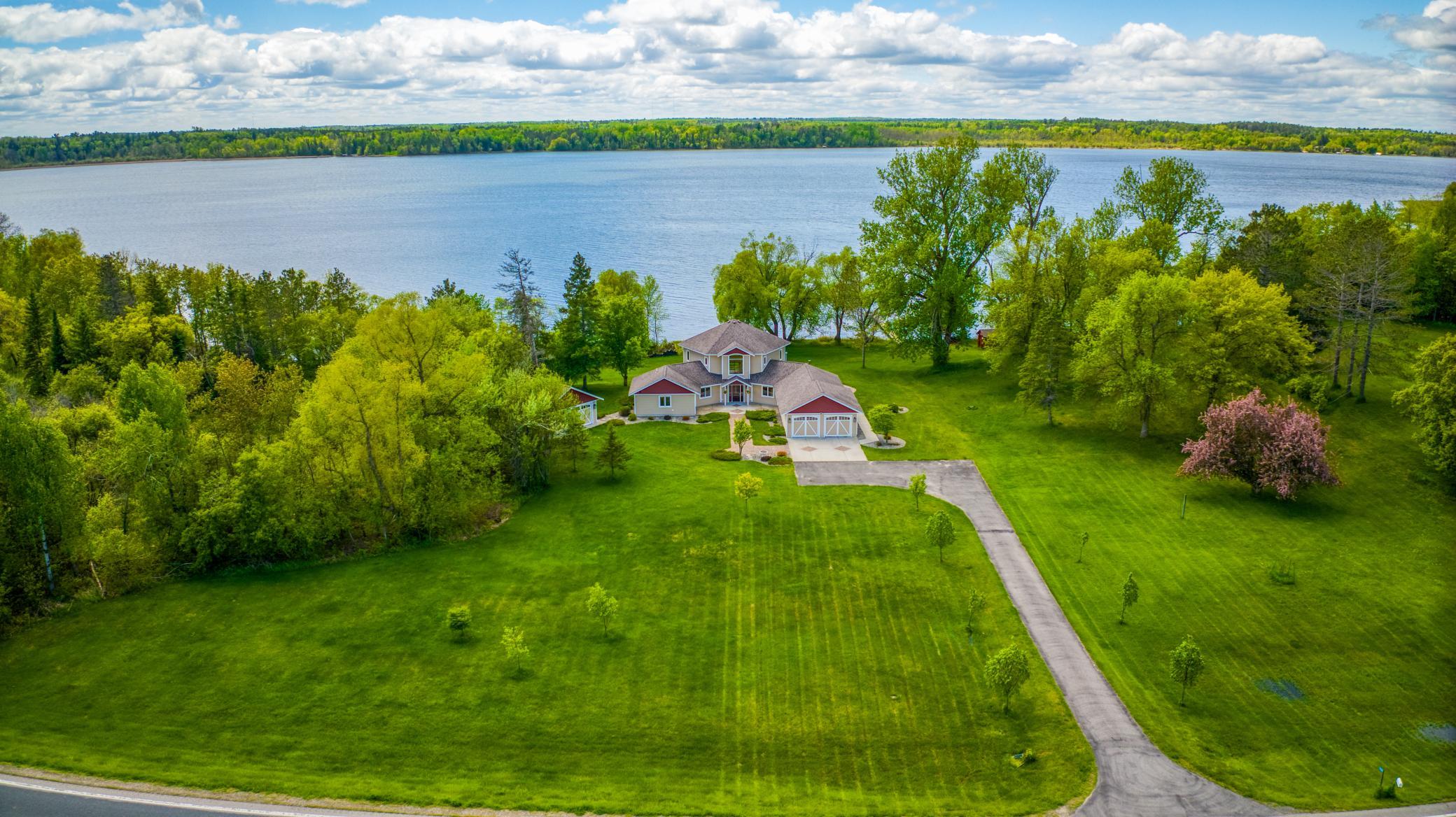 main property photo 8