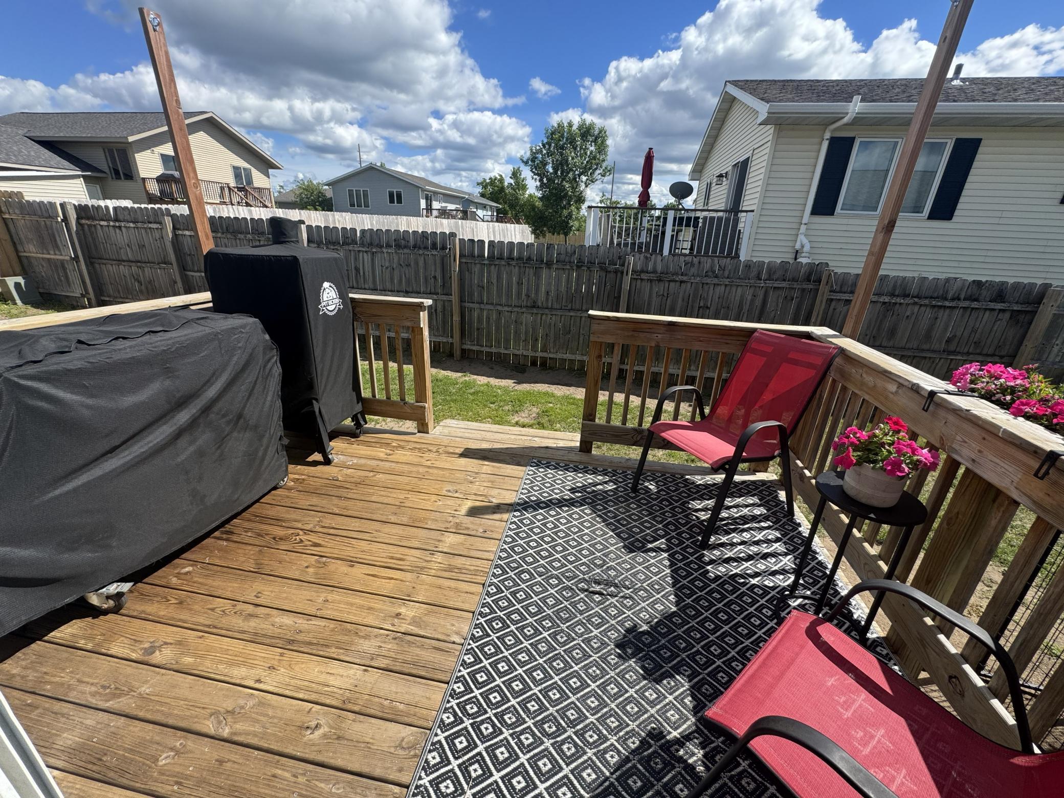 main property photo 41