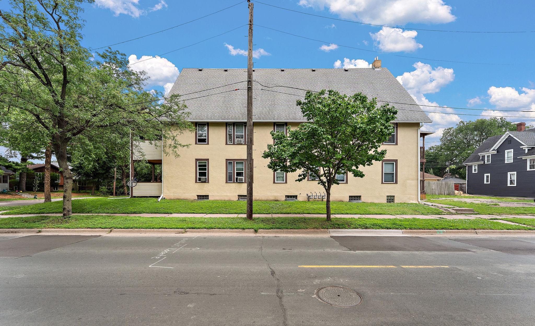 main property photo 43