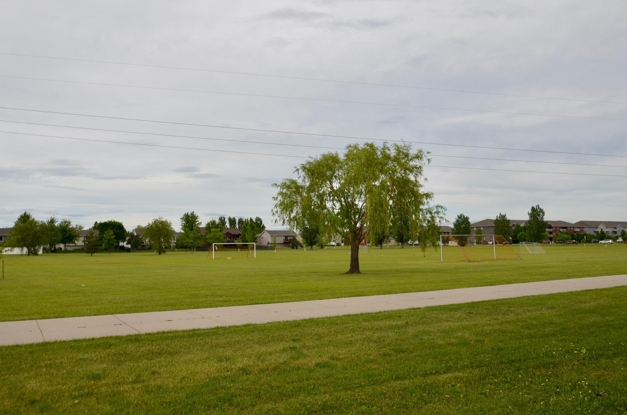 main property photo 25