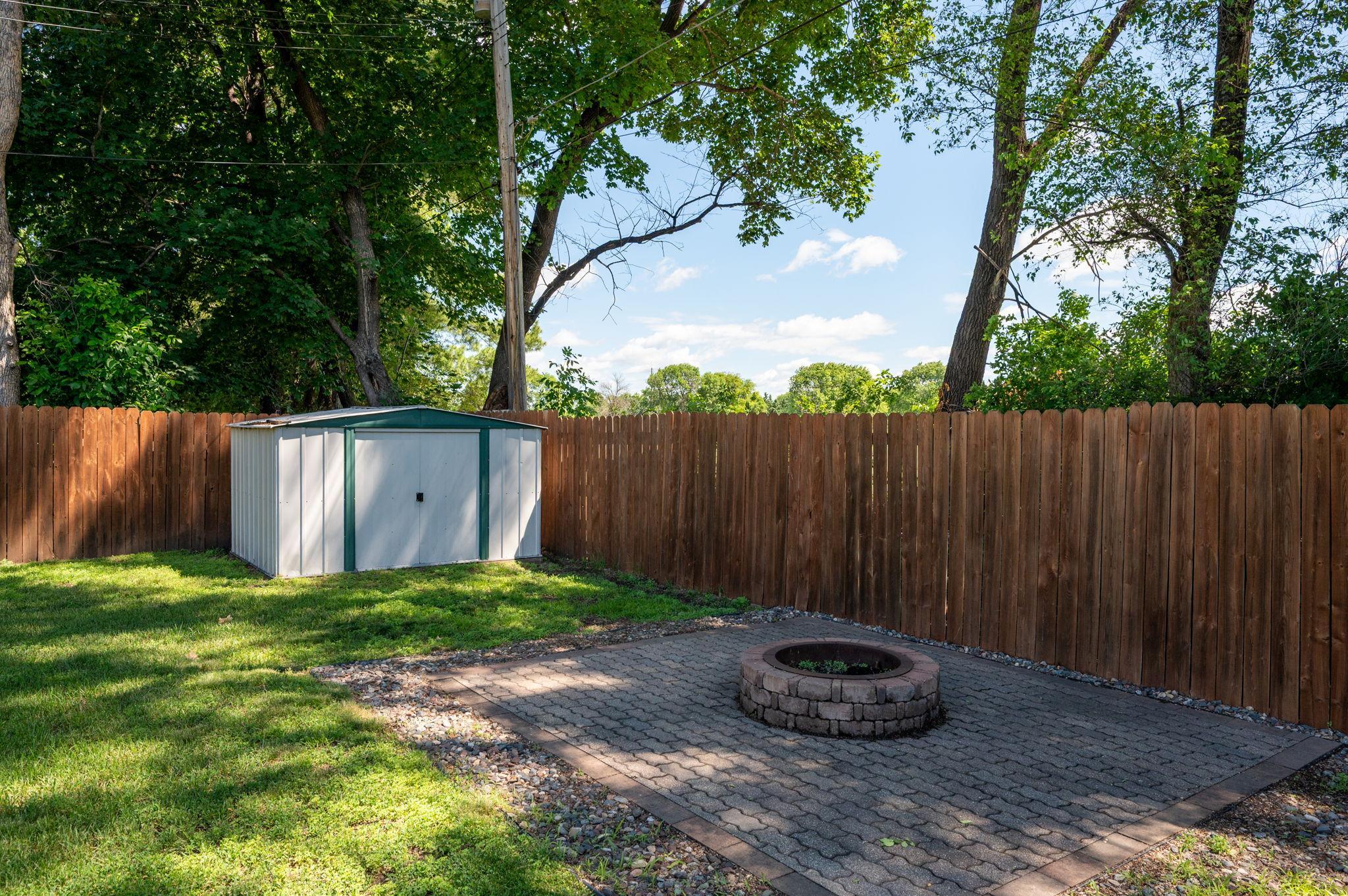main property photo 22