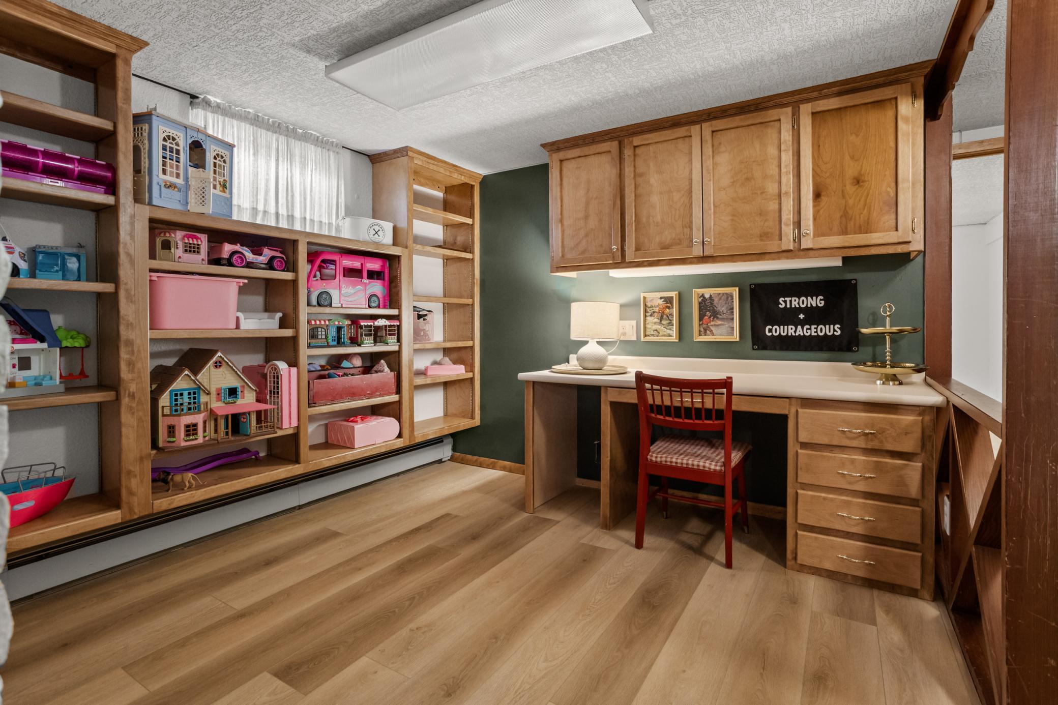 main property photo 44