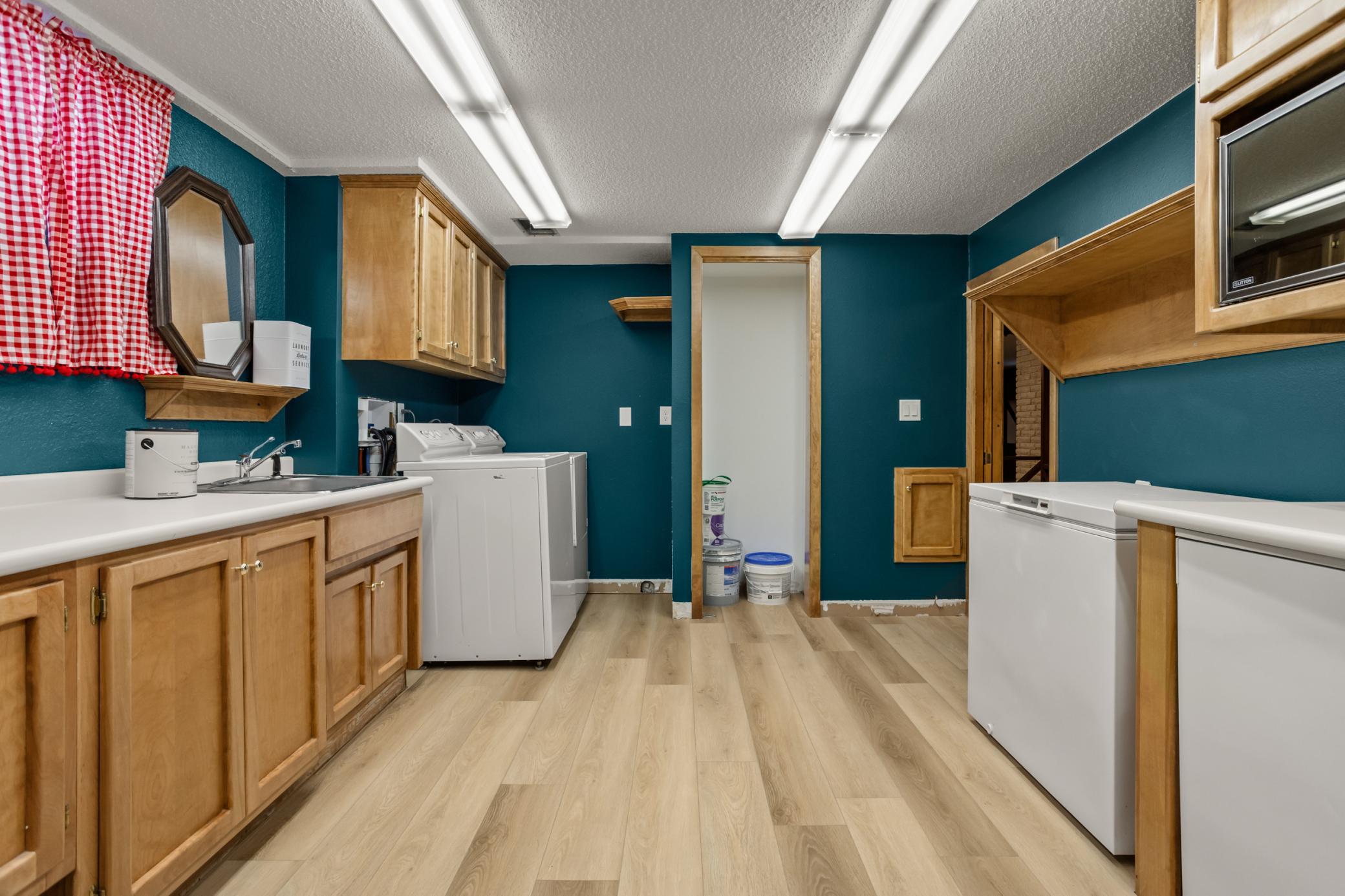 main property photo 49