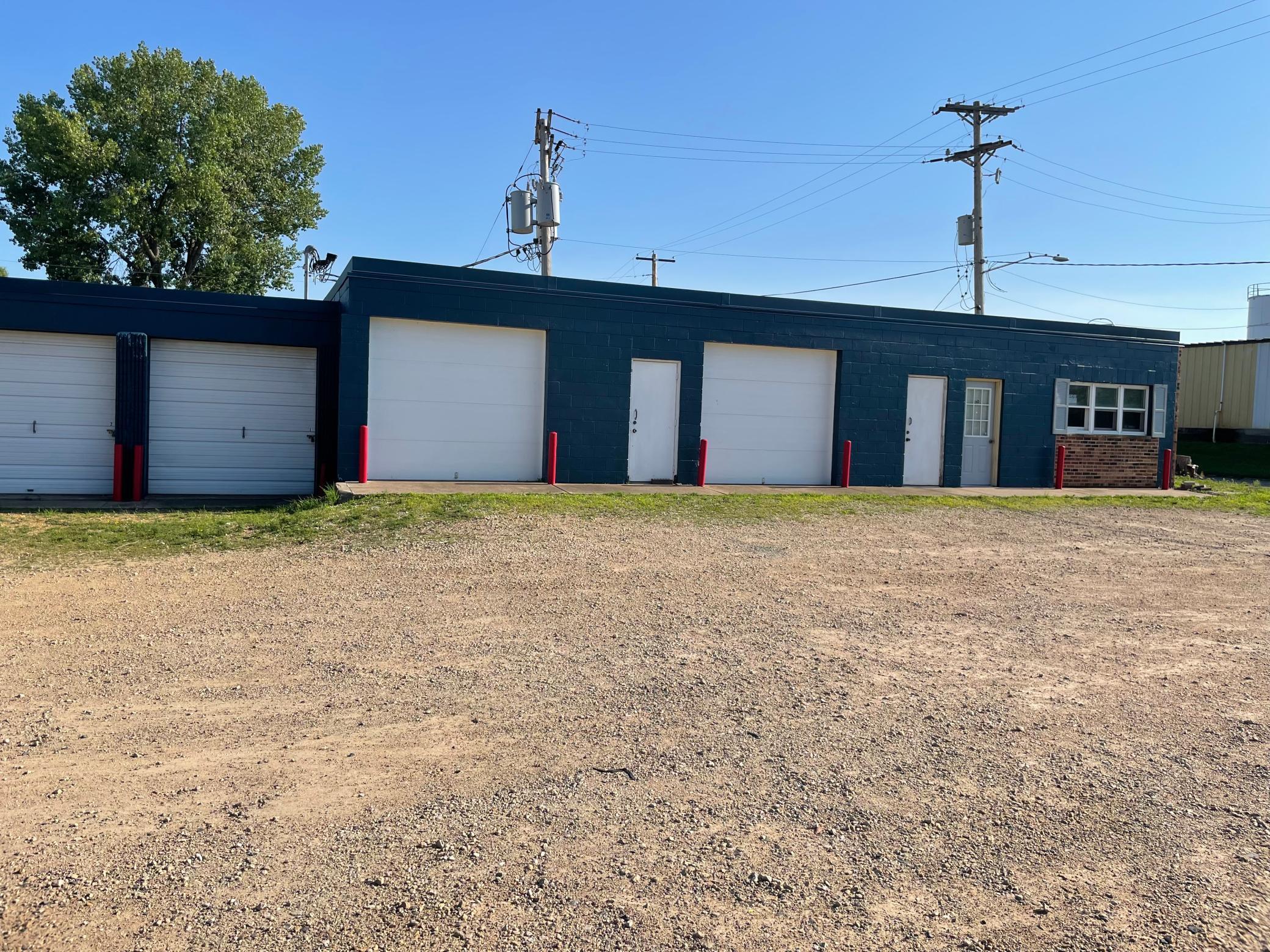 main property photo 17