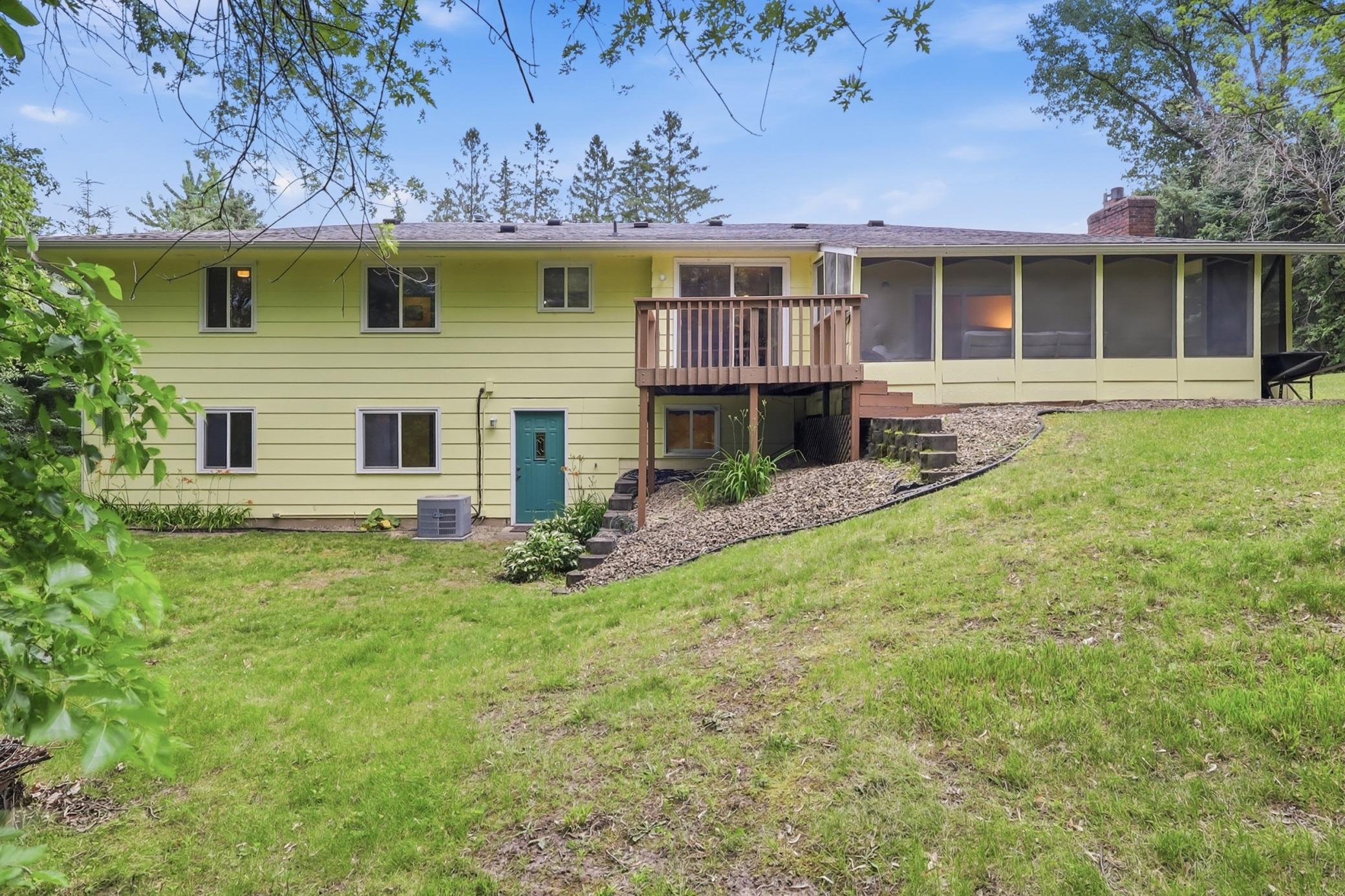 main property photo 28