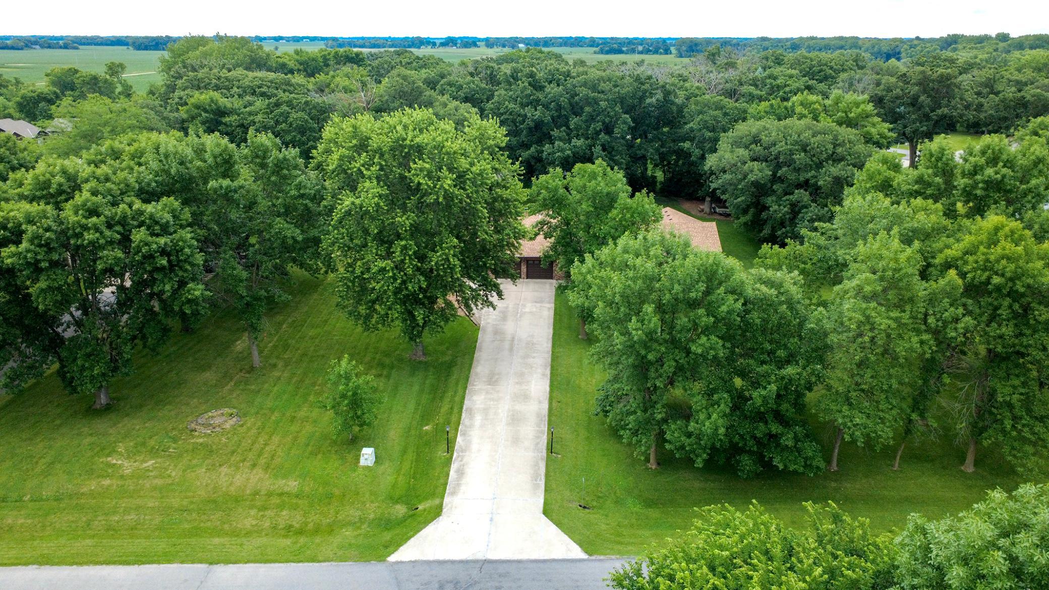 main property photo 30