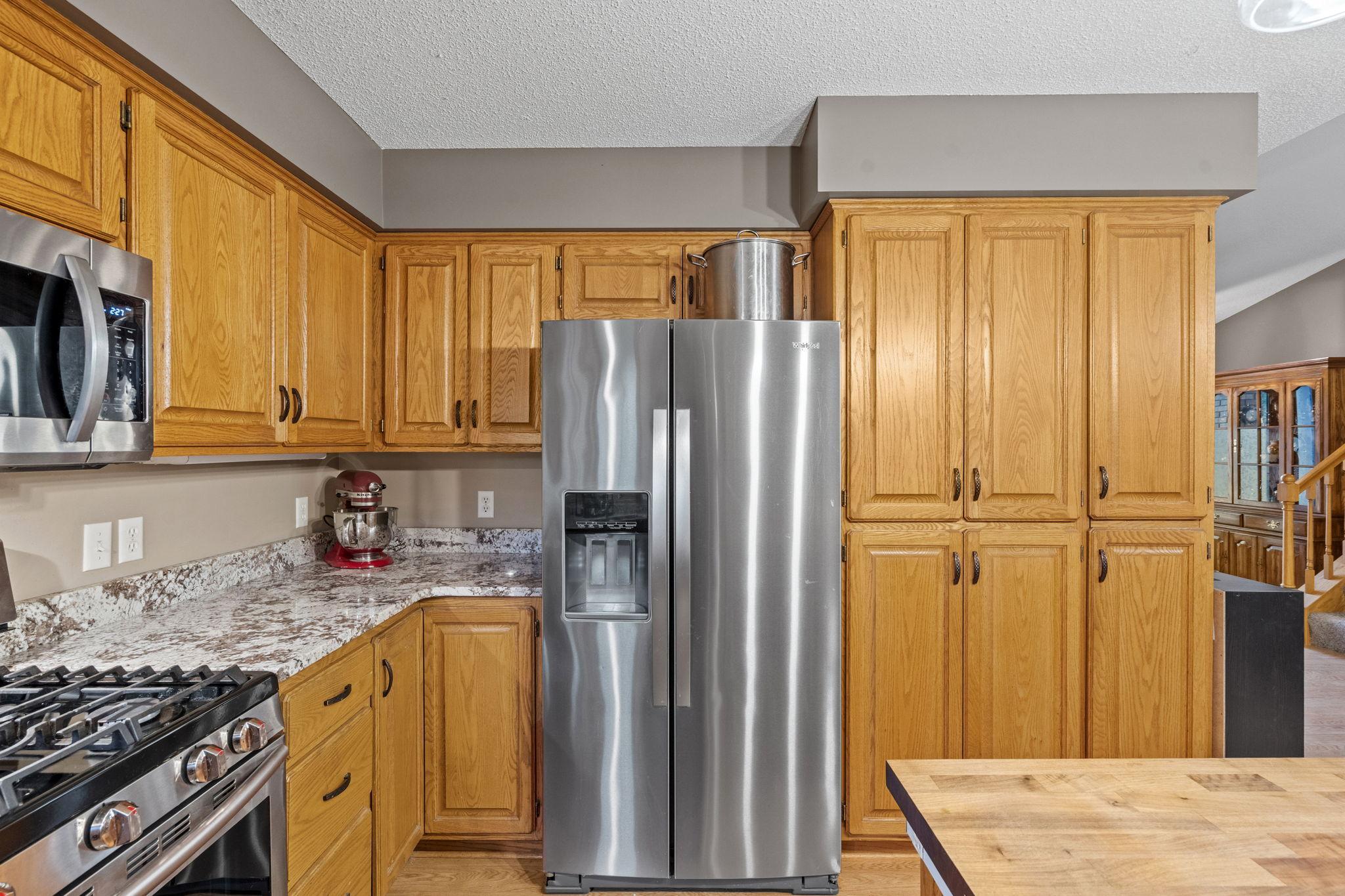 main property photo 27