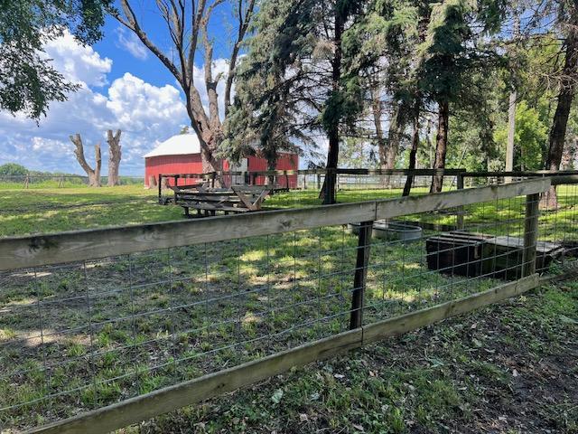 main property photo 37