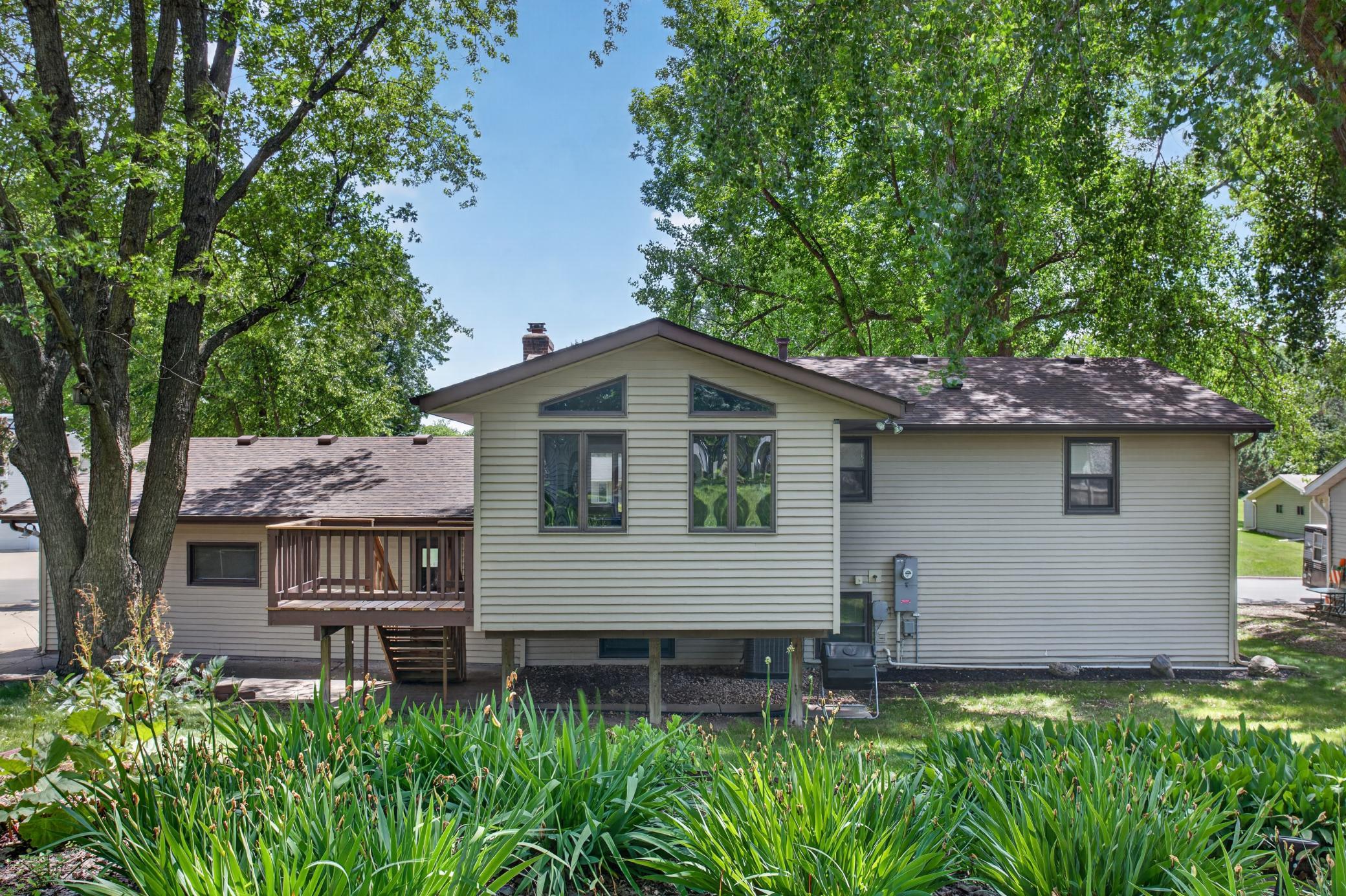 main property photo 17