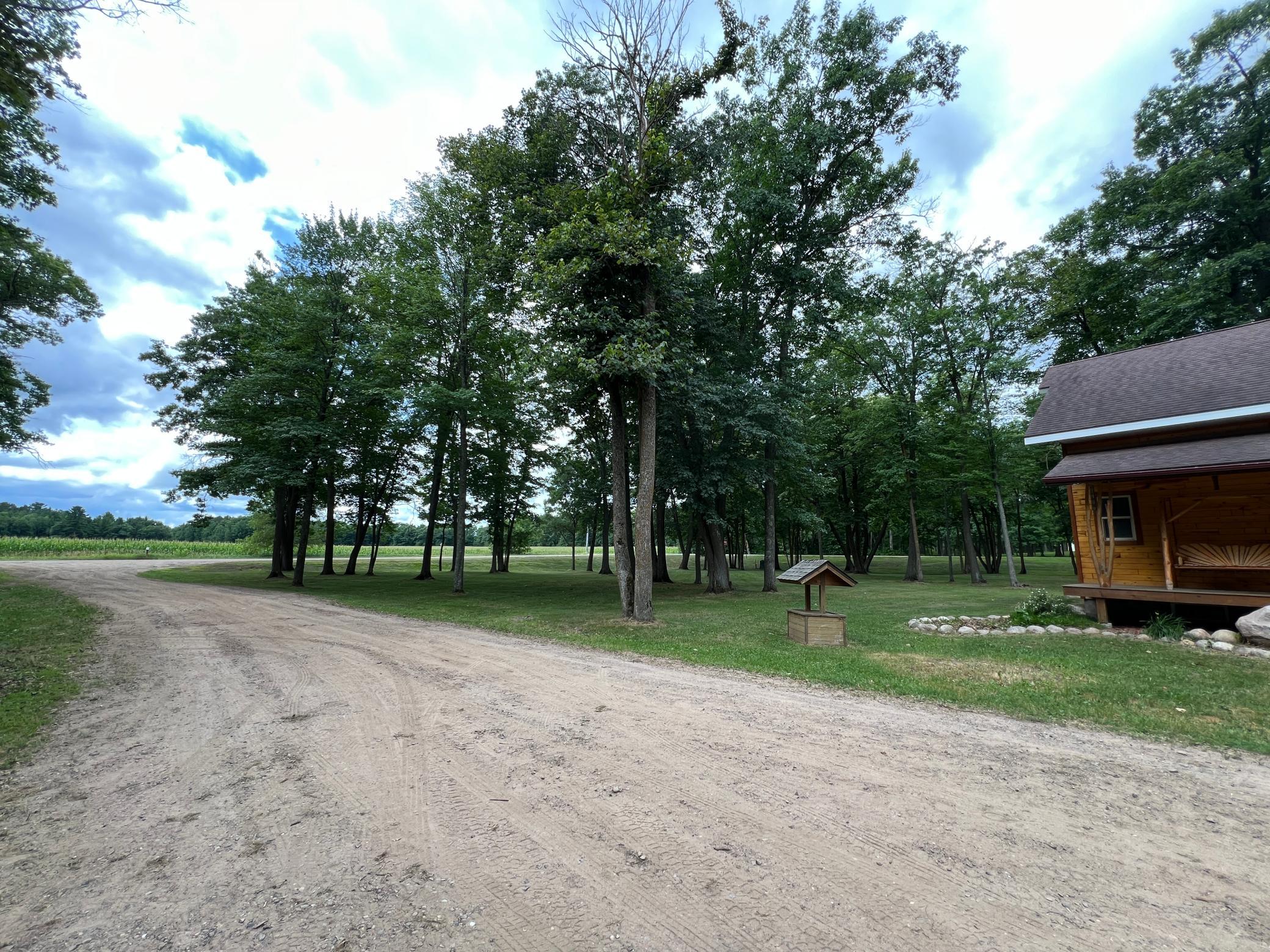 main property photo 33